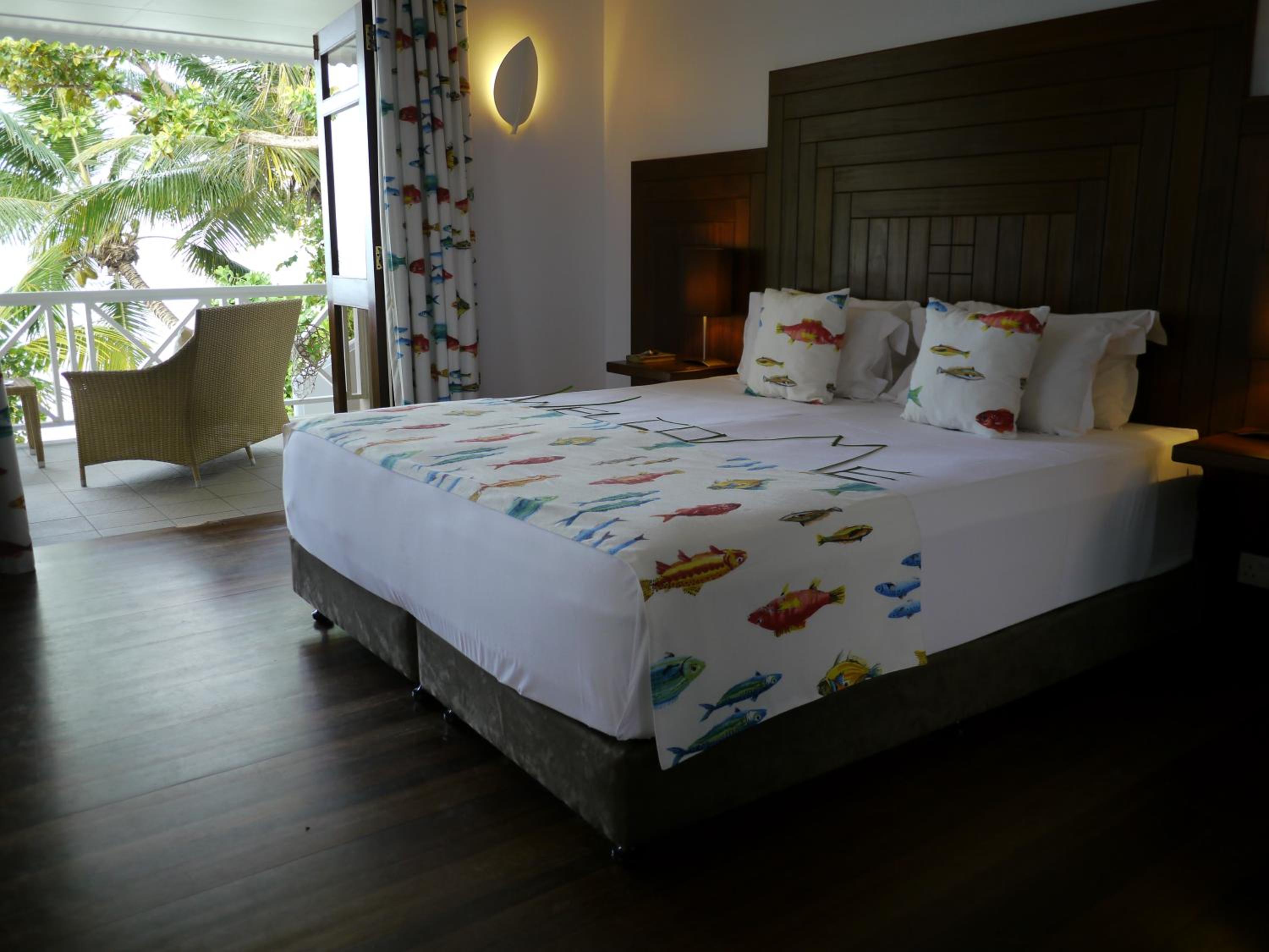 King Suite with Sofa Bed photo 3