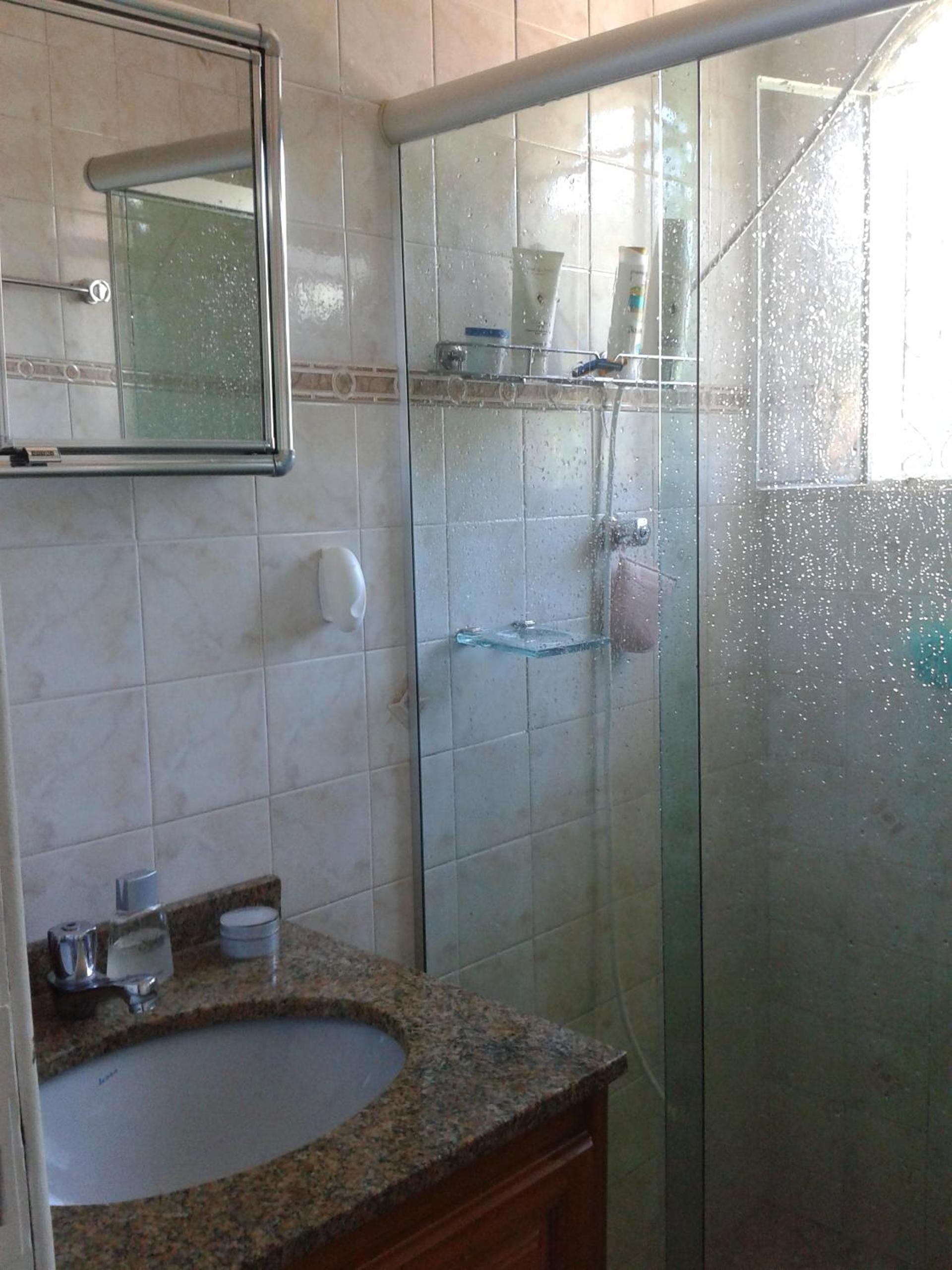 One-Bedroom Apartment - Photo 5