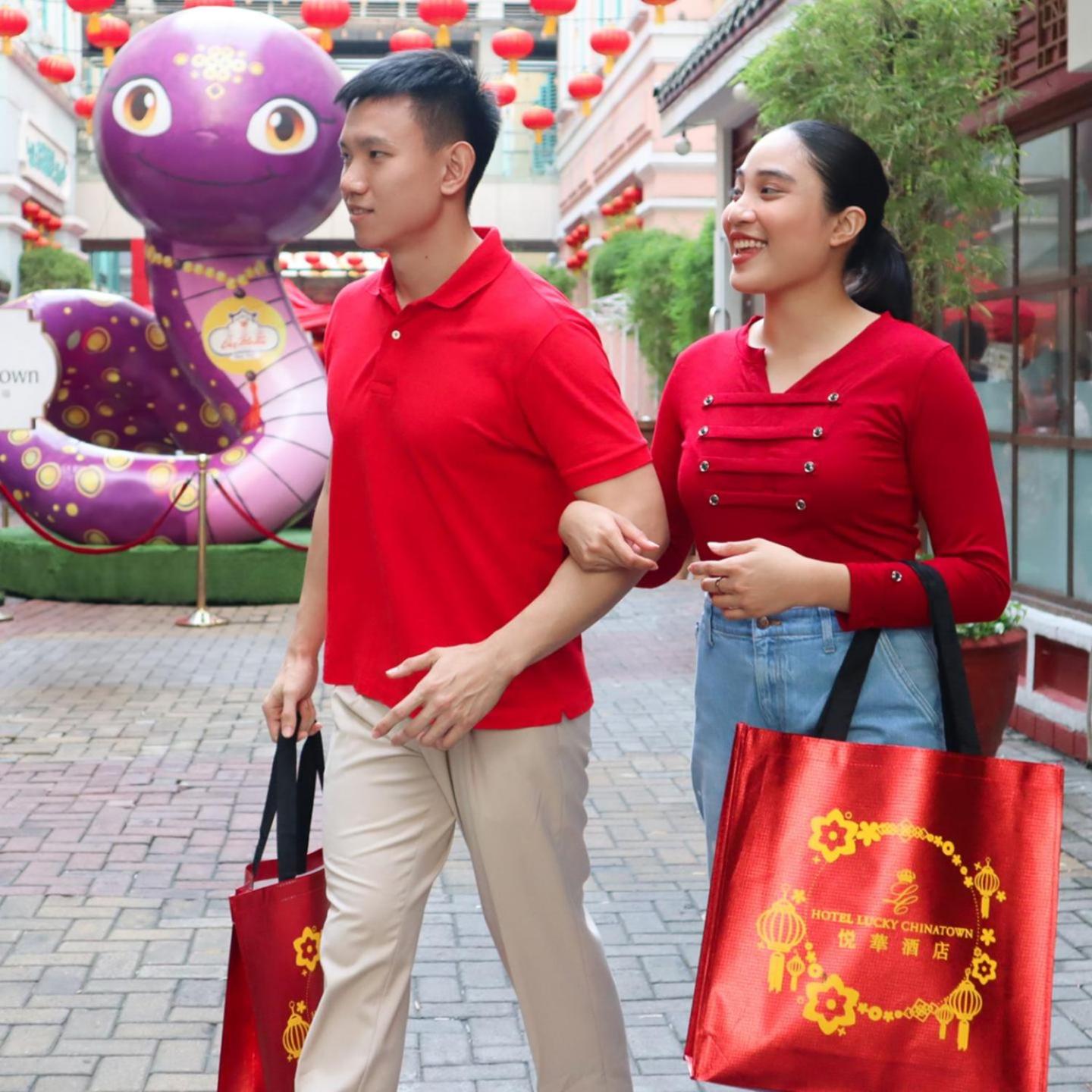 Shop & Stay Package - Room with Breakfast with One Shopper's Bag