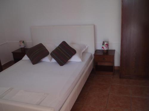 Economy Double Room photo 2