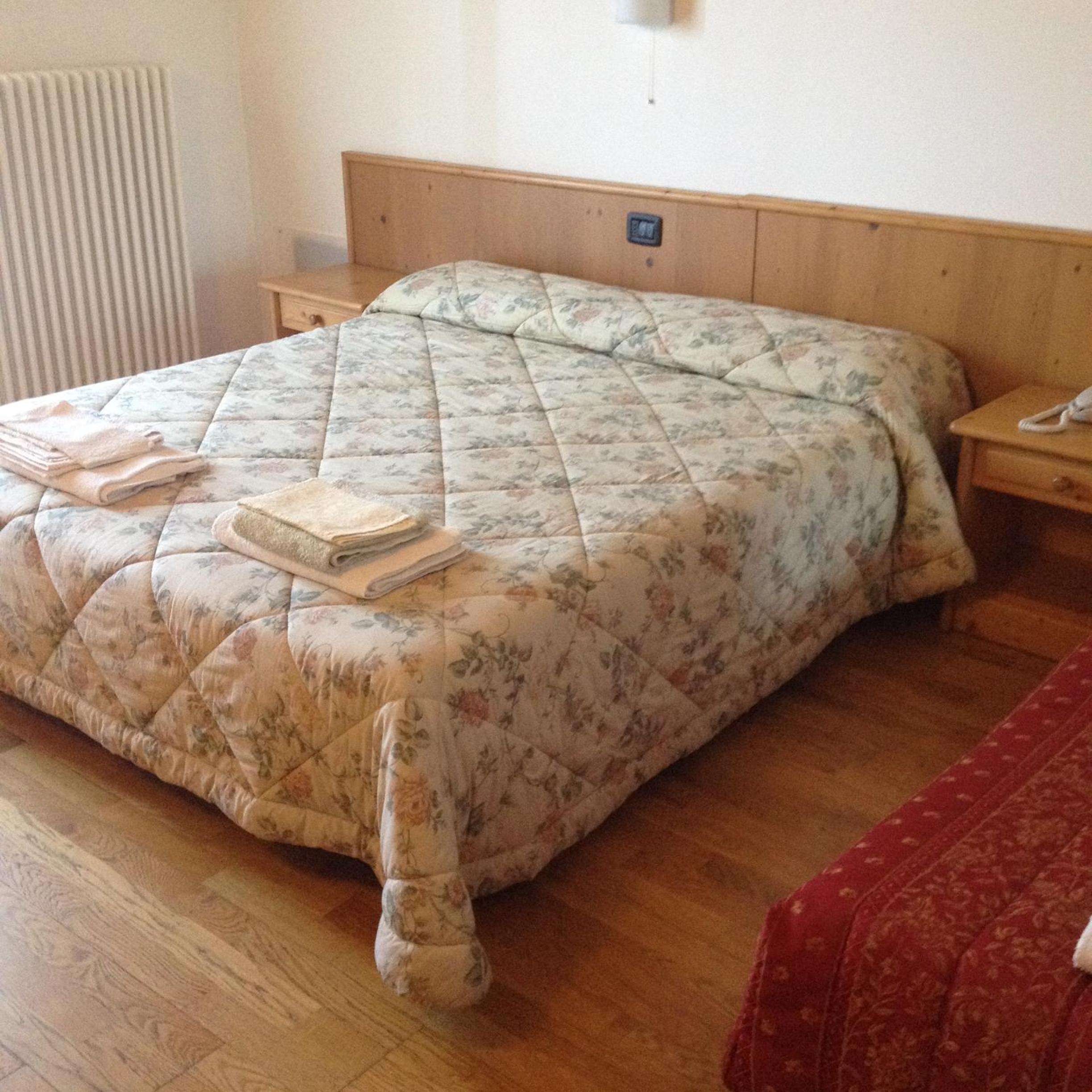 Standard Triple Room - Photo 1