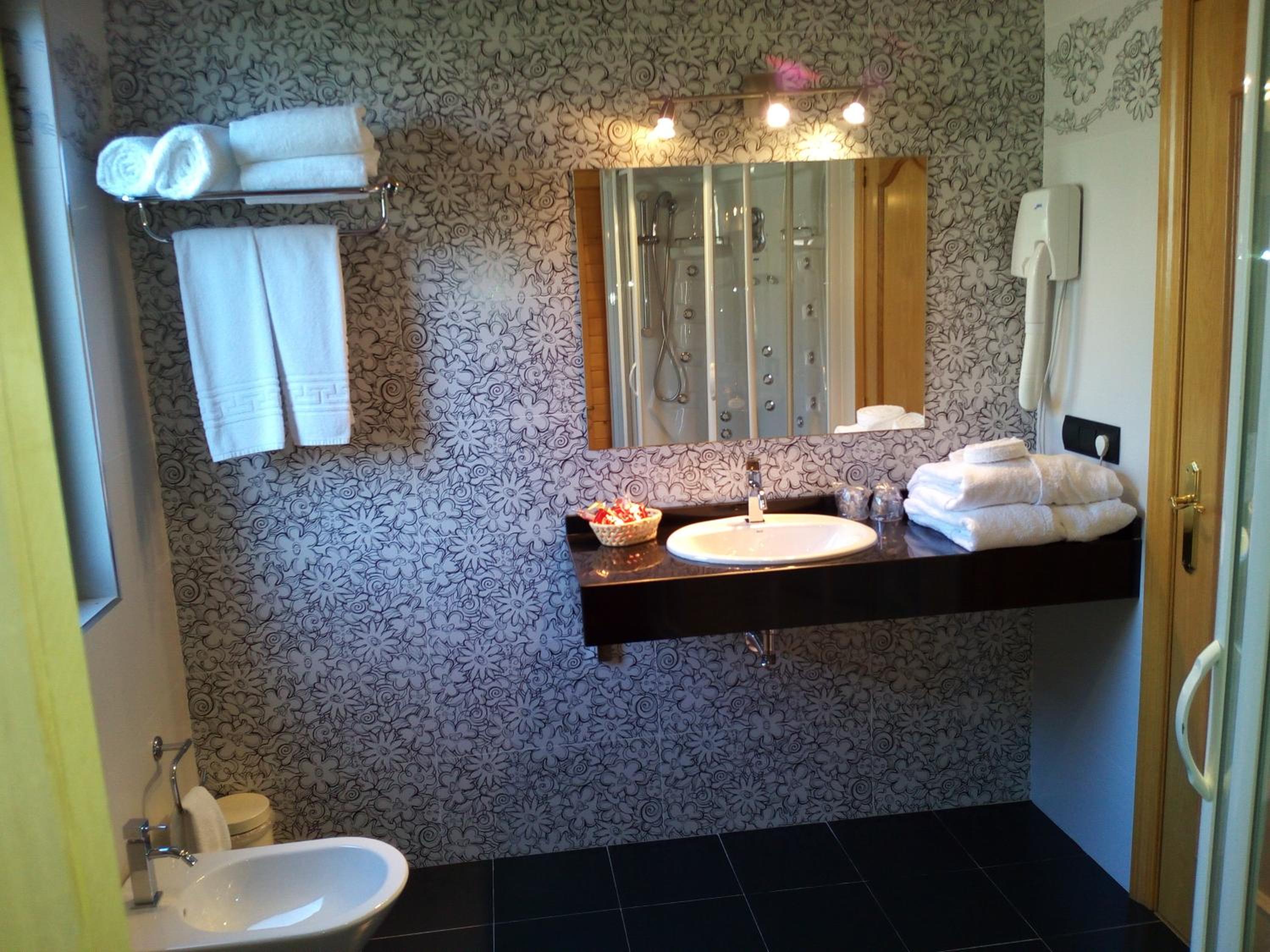 Suite with Sauna - Photo 8