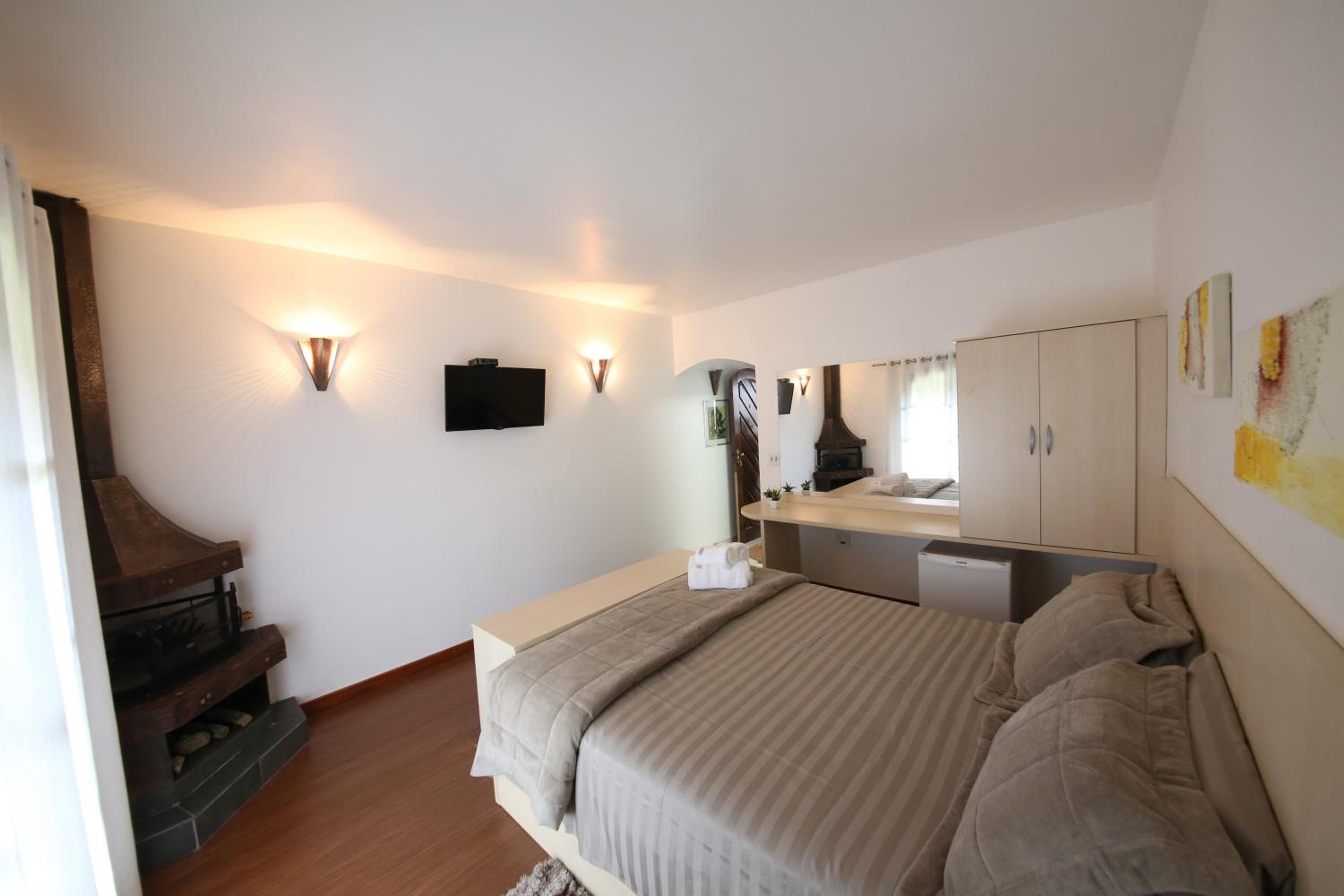 Deluxe Suite photo 1