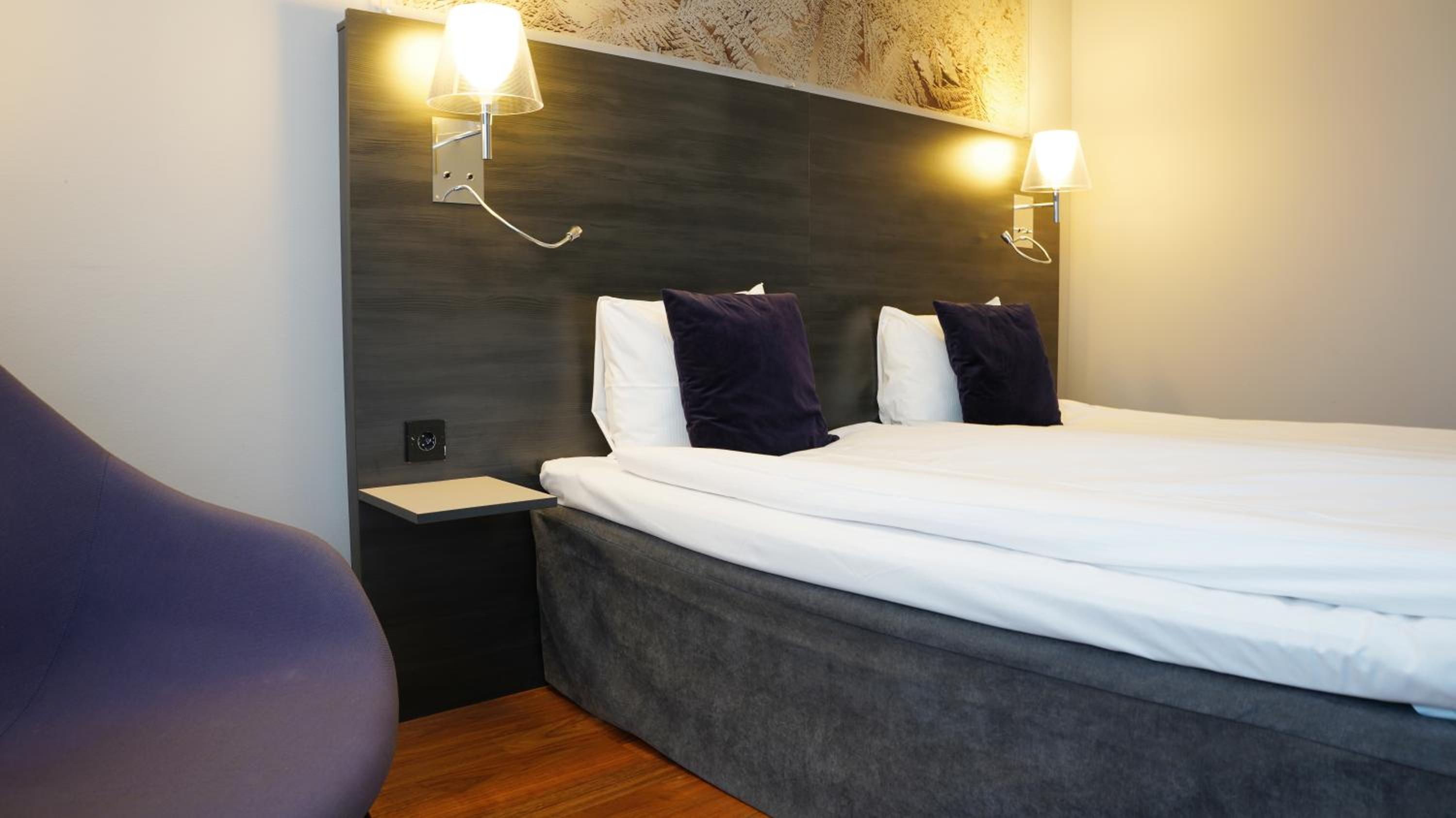 Standard Twin Room - Photo 1