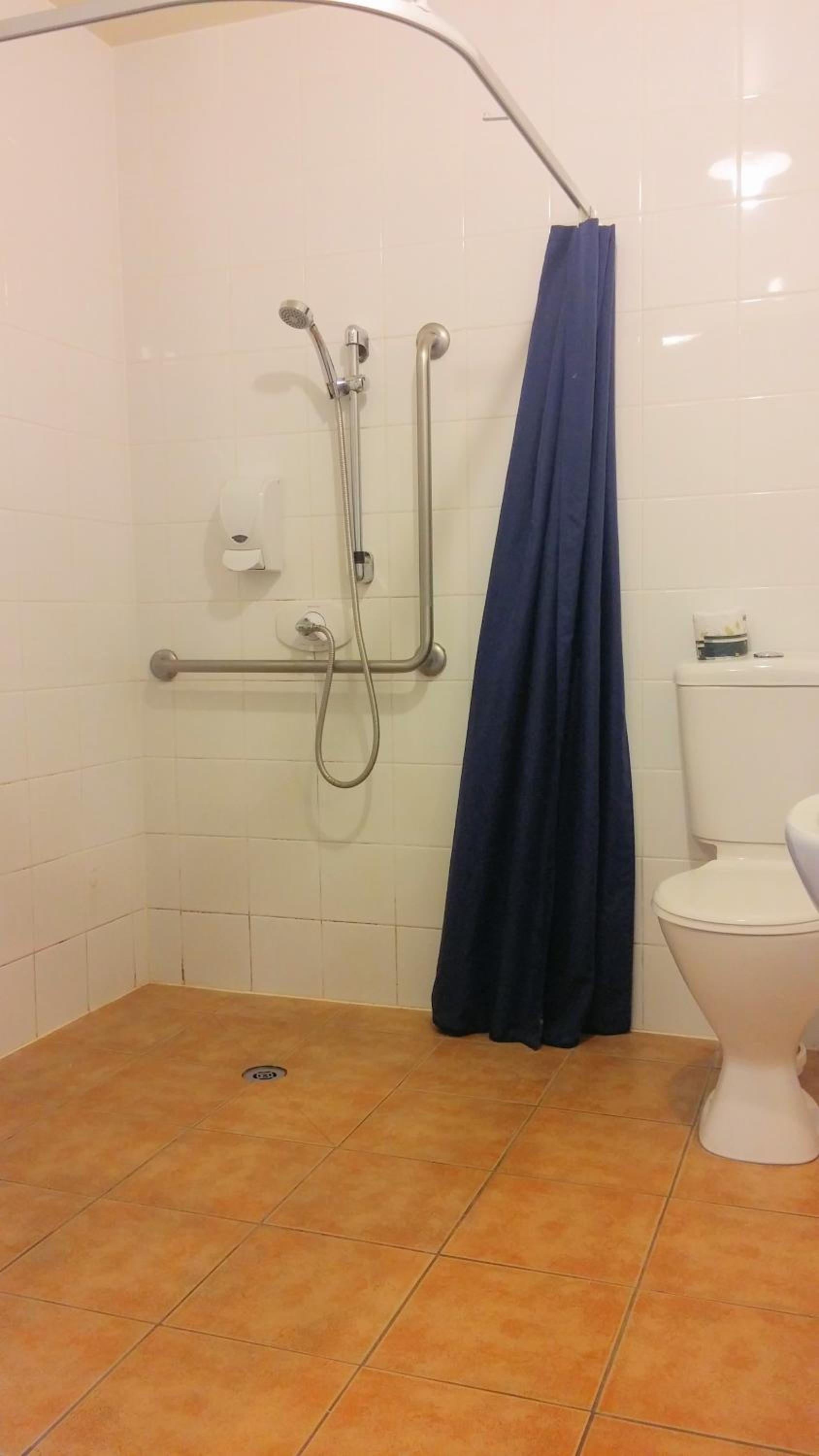 Accessible Double Studio - Photo 7