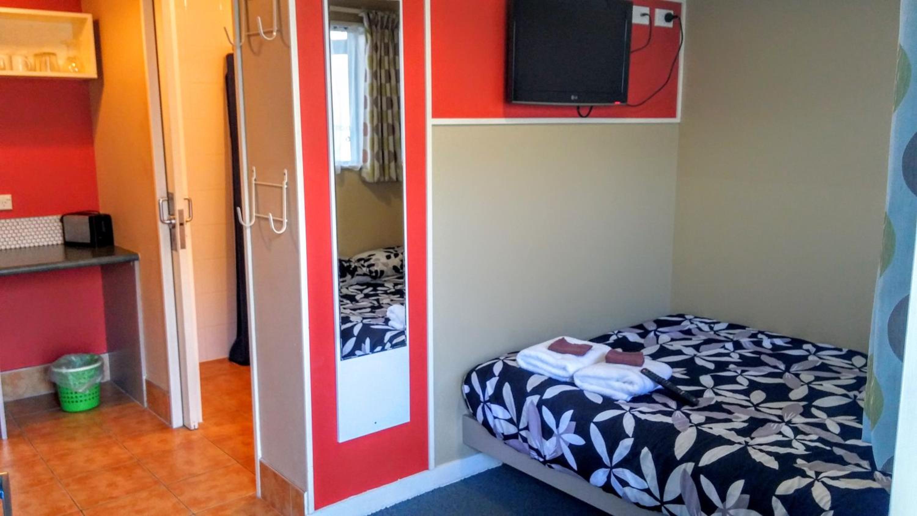 Accessible Double Studio - Photo 6