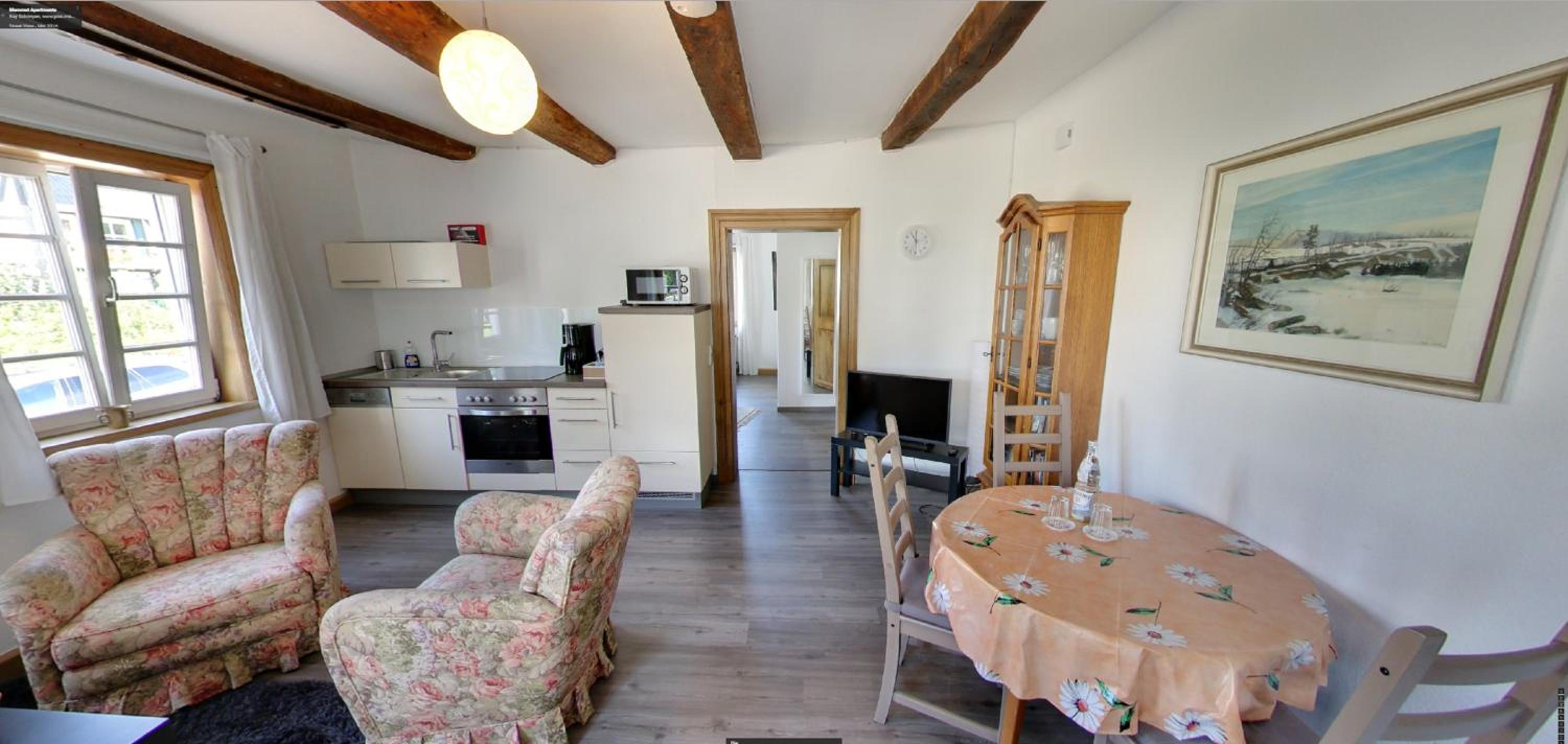 One-Bedroom Apartment - Ground Floor photo 2