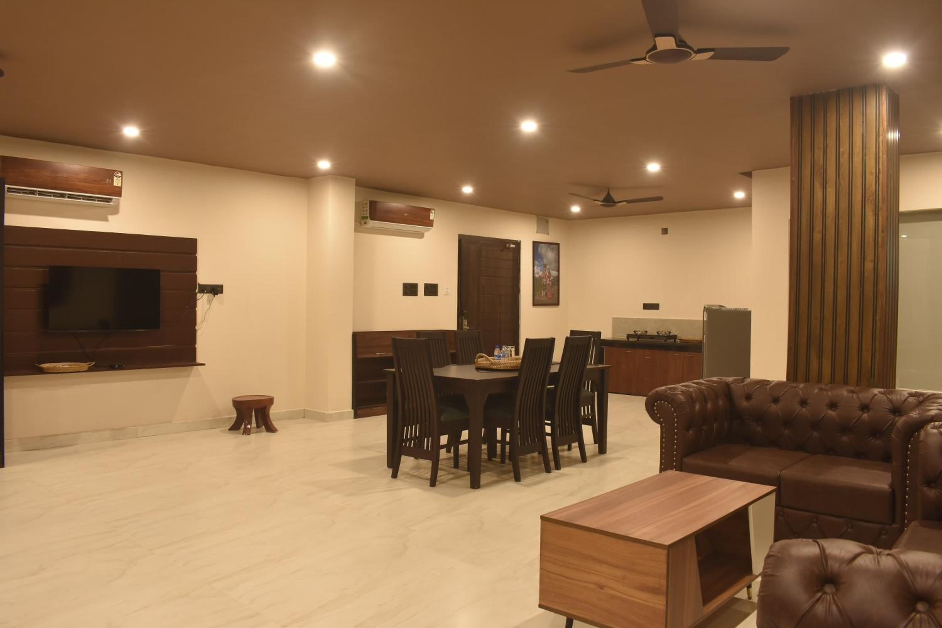 King Suite - Photo 4