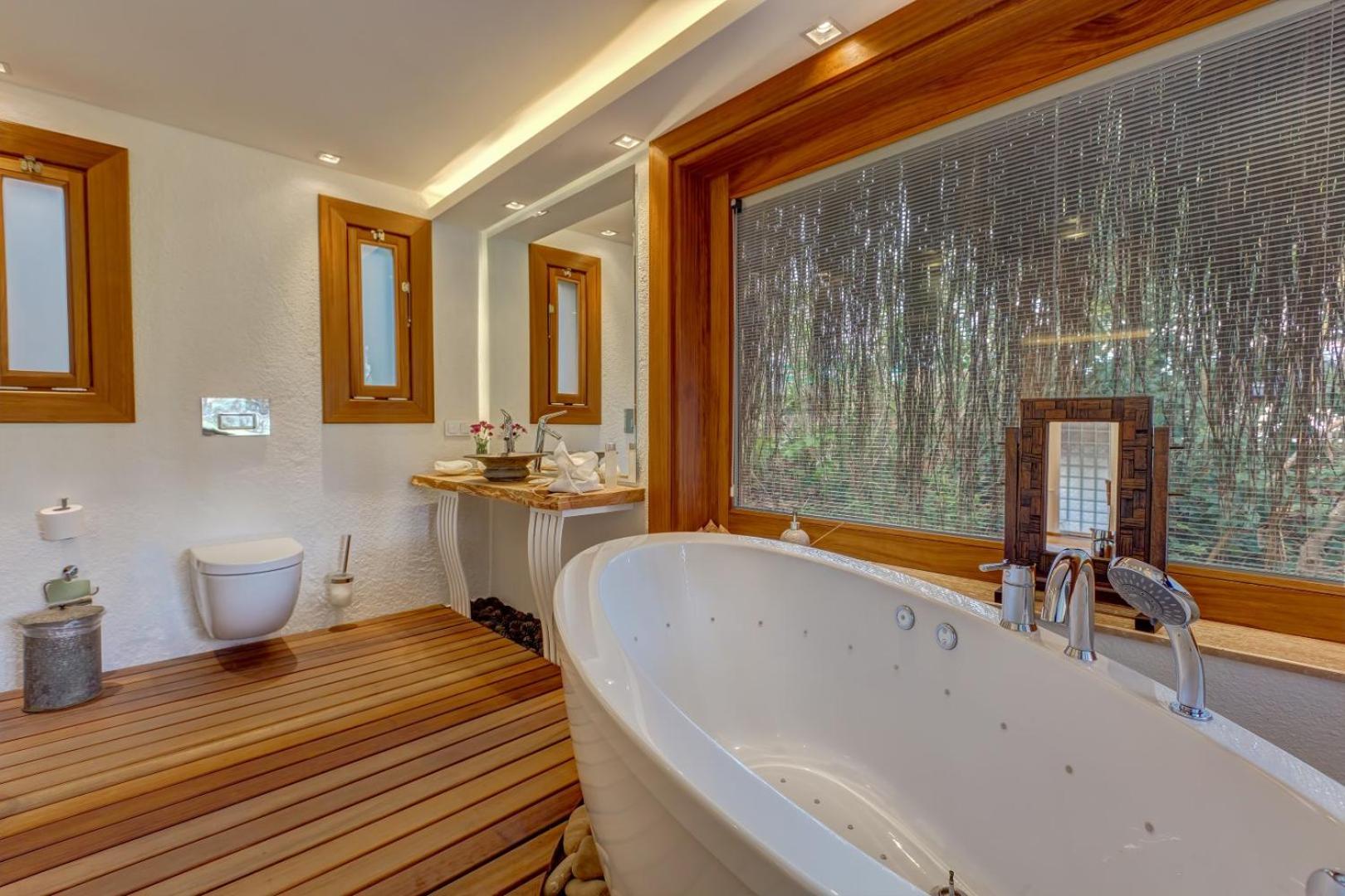 Double Room with Lake View photo 3