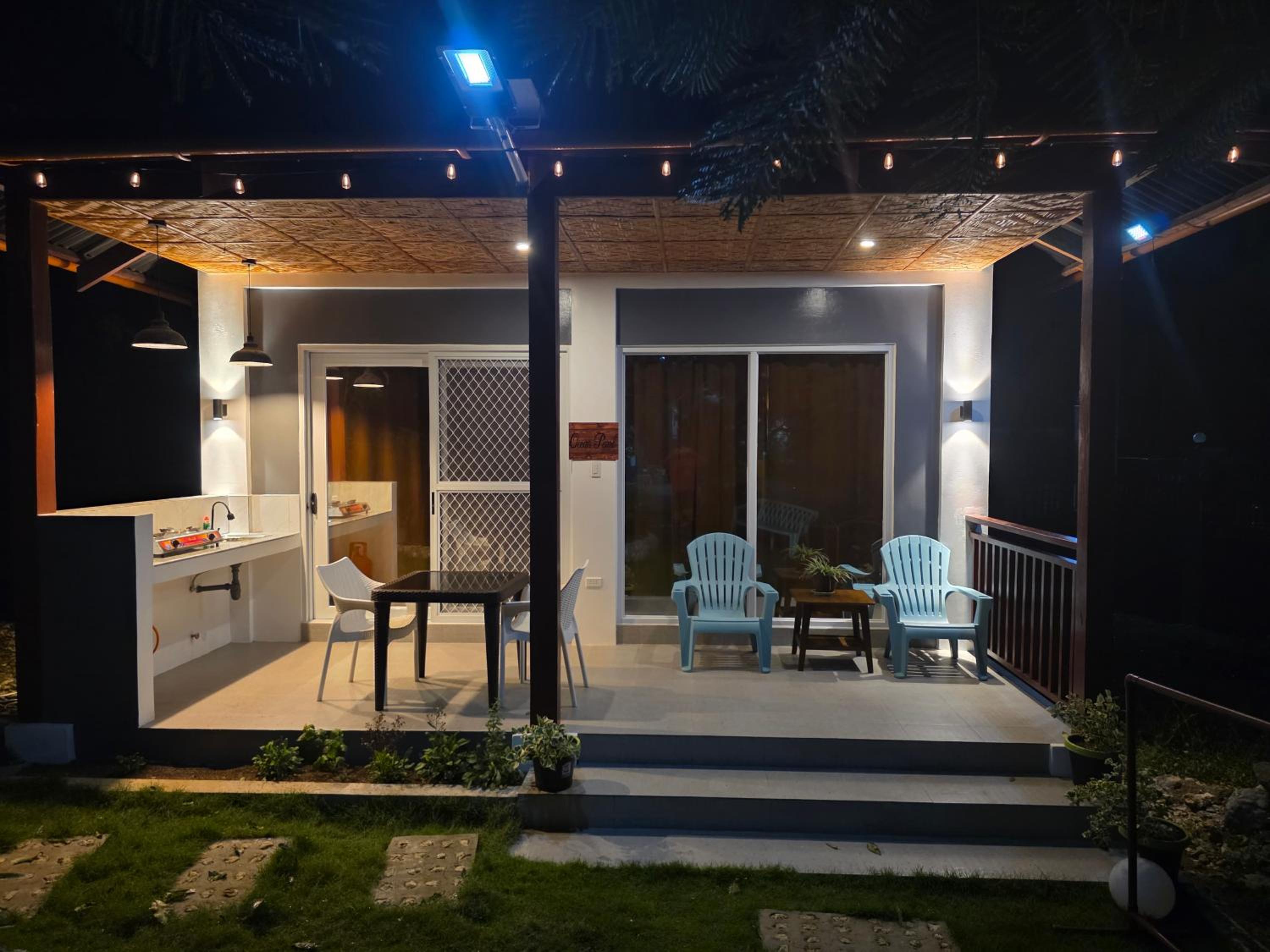 Deluxe Double or Twin Room with Pool View - Annex