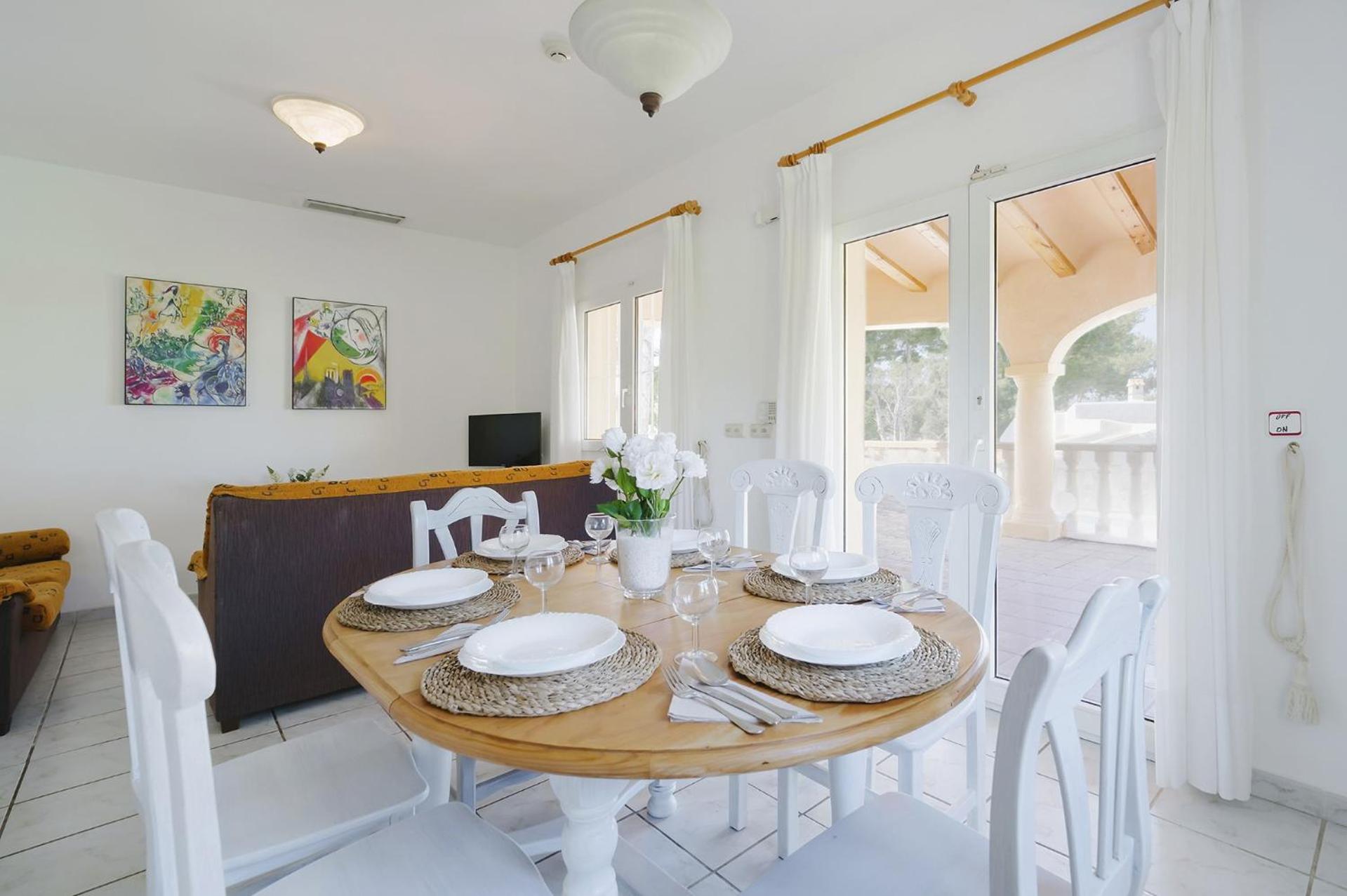 Villa de Tres Habitaciones