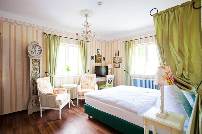 Small Double Room