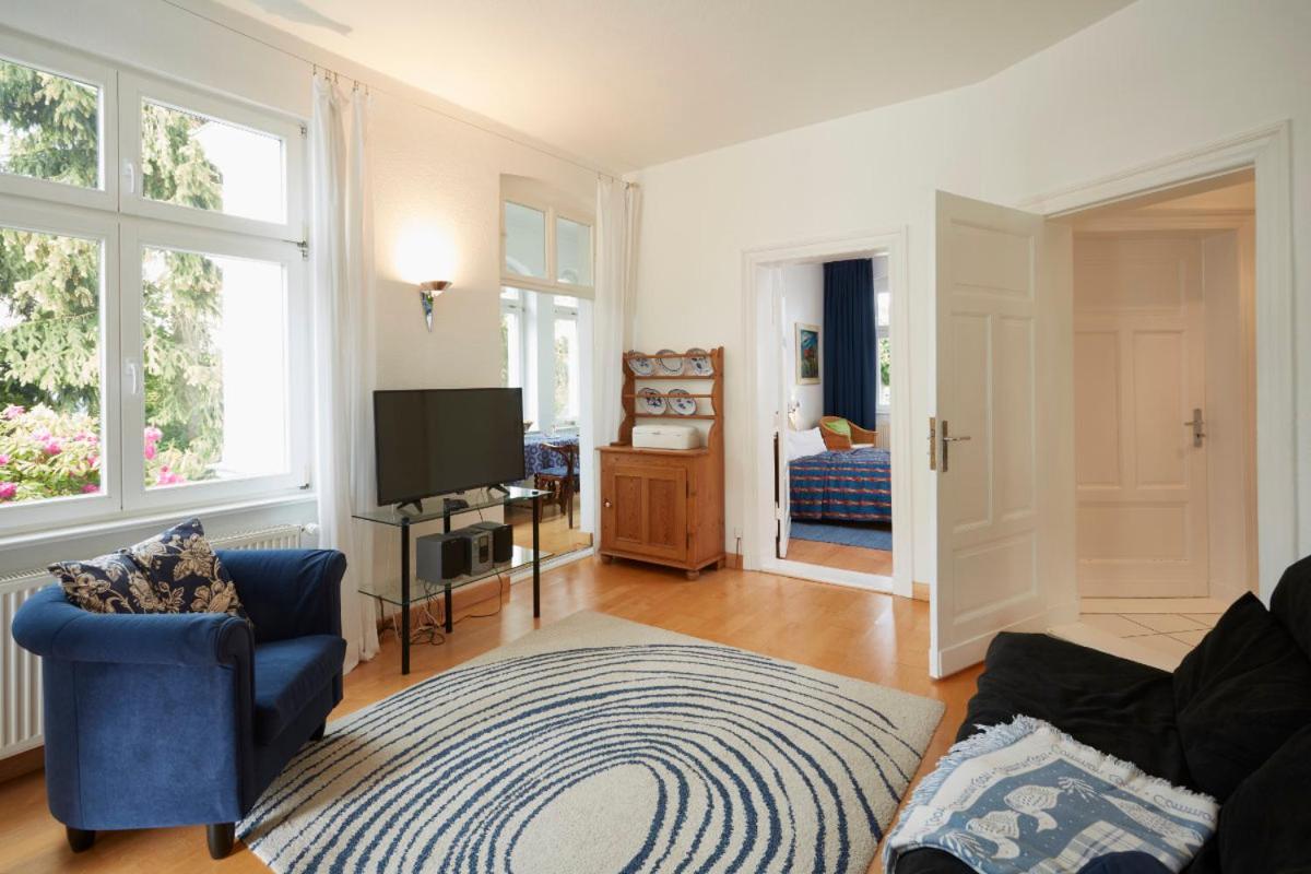 Deluxe One-Bedroom Apartment with Garden View