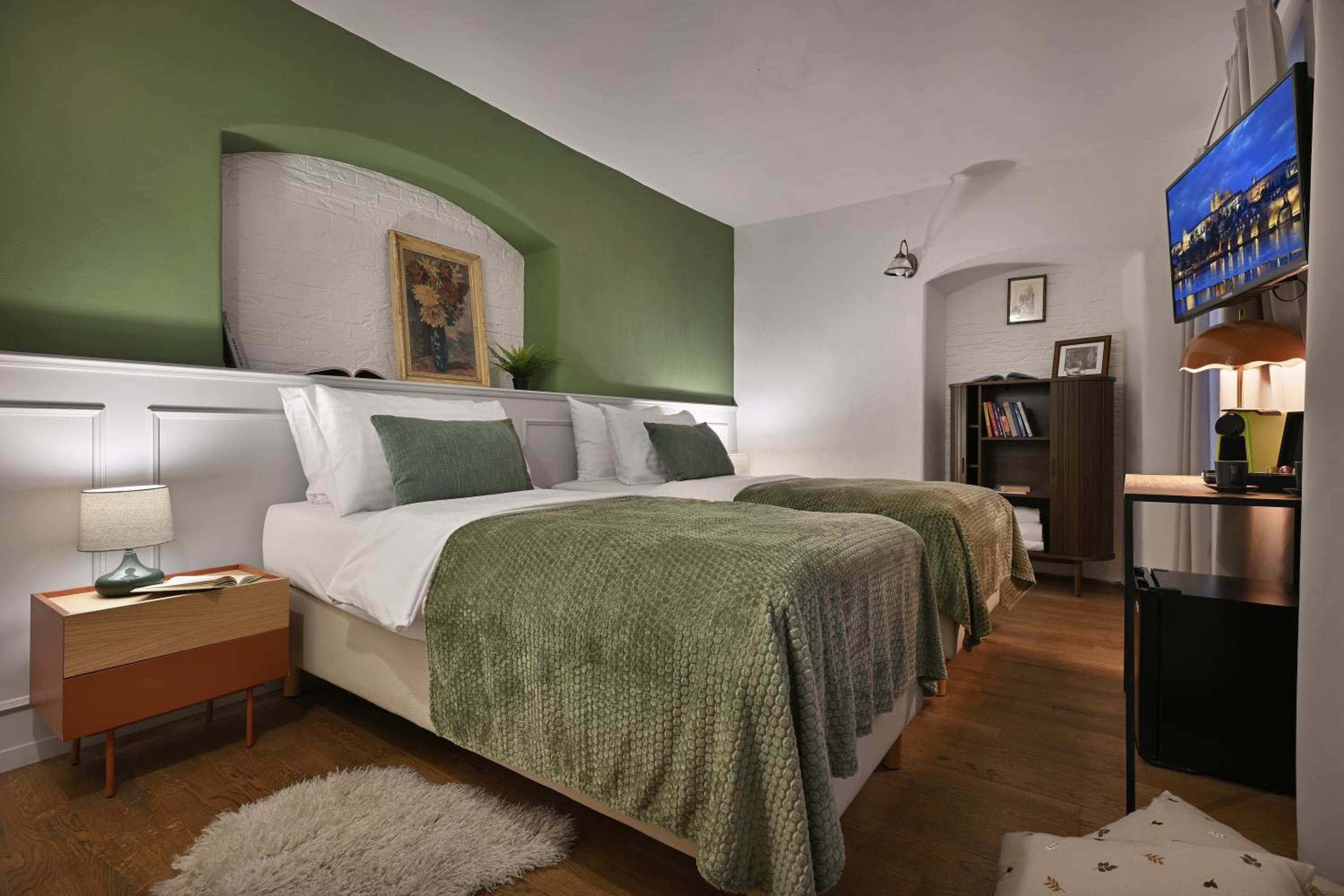 Deluxe Twin Room