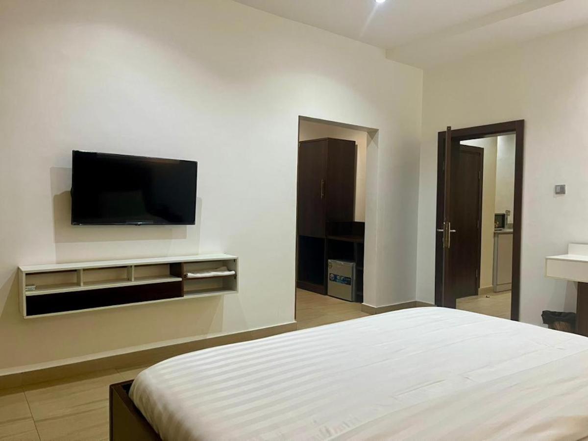 Executive Suite