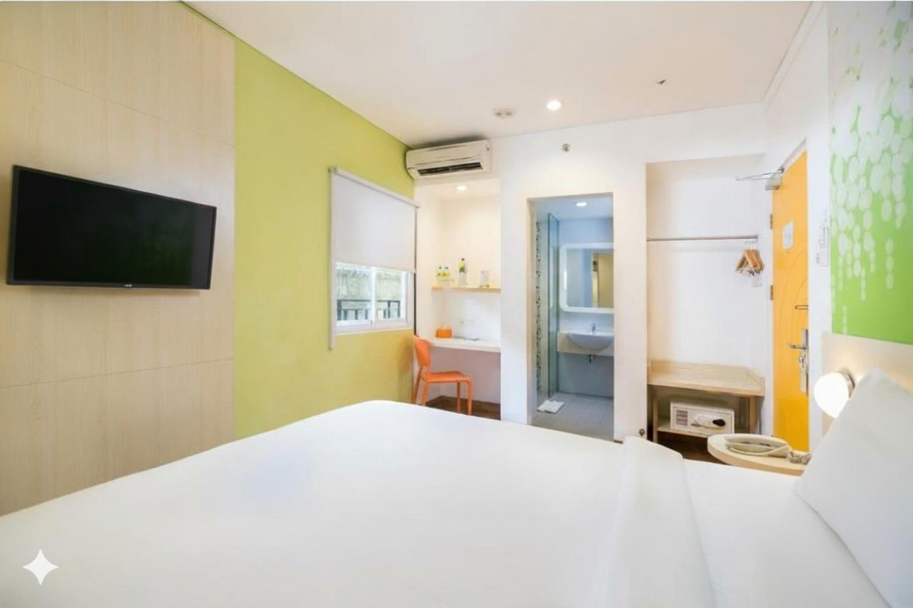 Deluxe Double Room photo 3