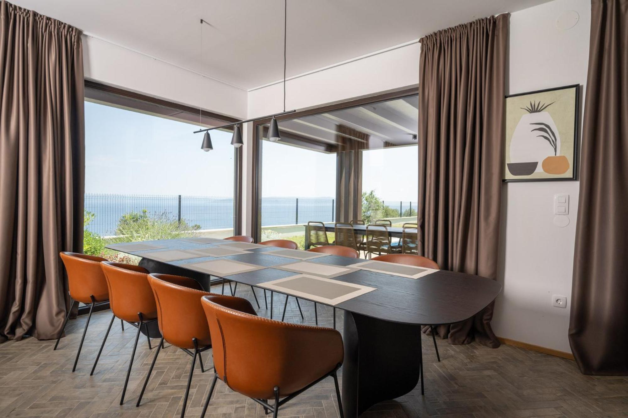 Villa photo 3