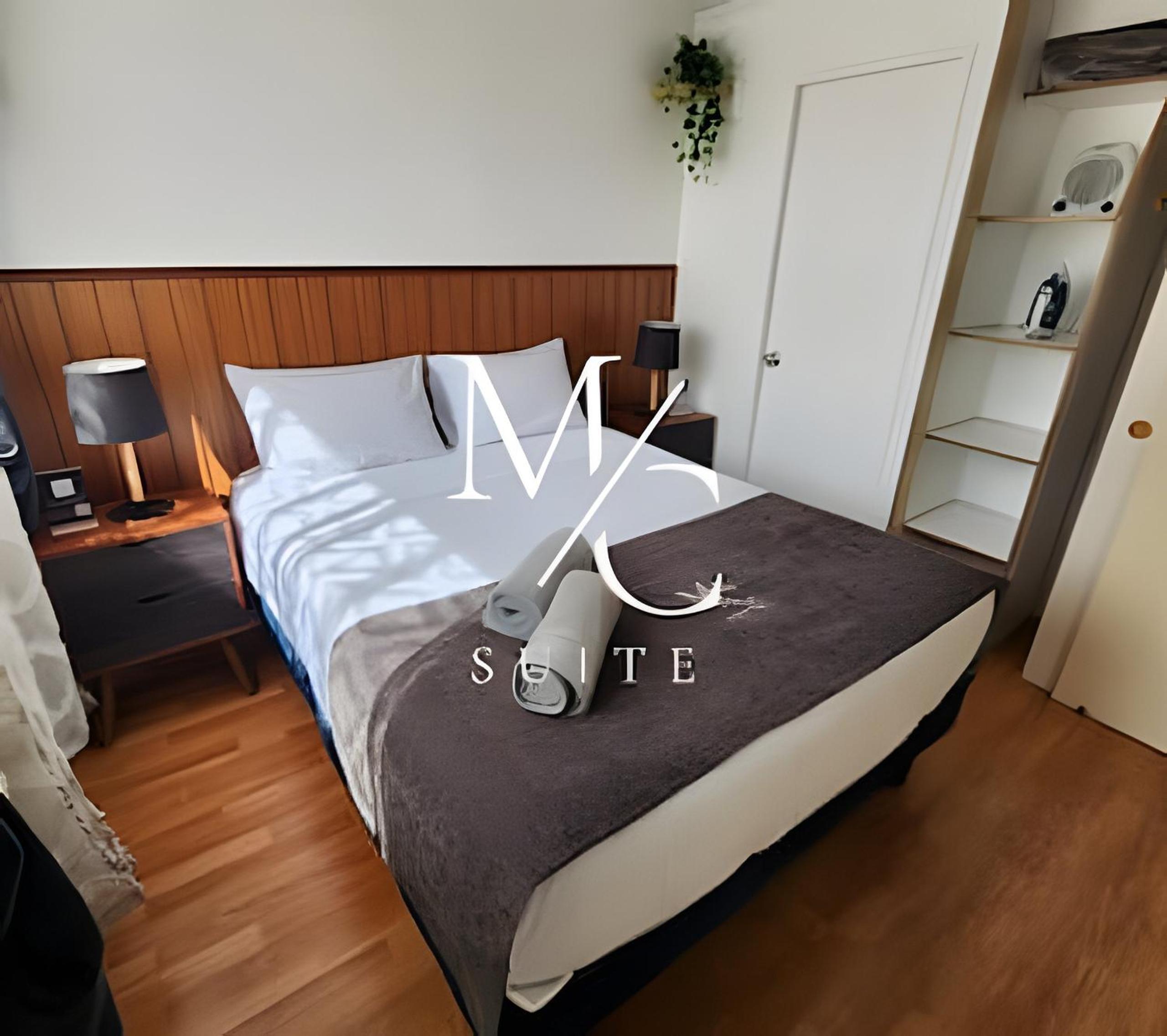 One-Bedroom Apartment with Sea View