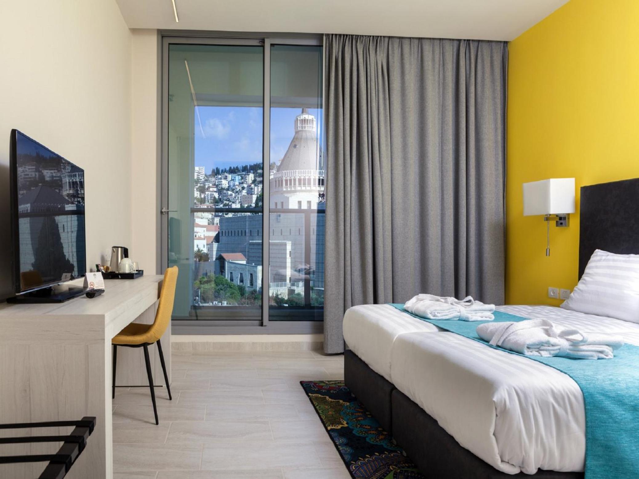 Deluxe Double or Twin Room - Photo 5