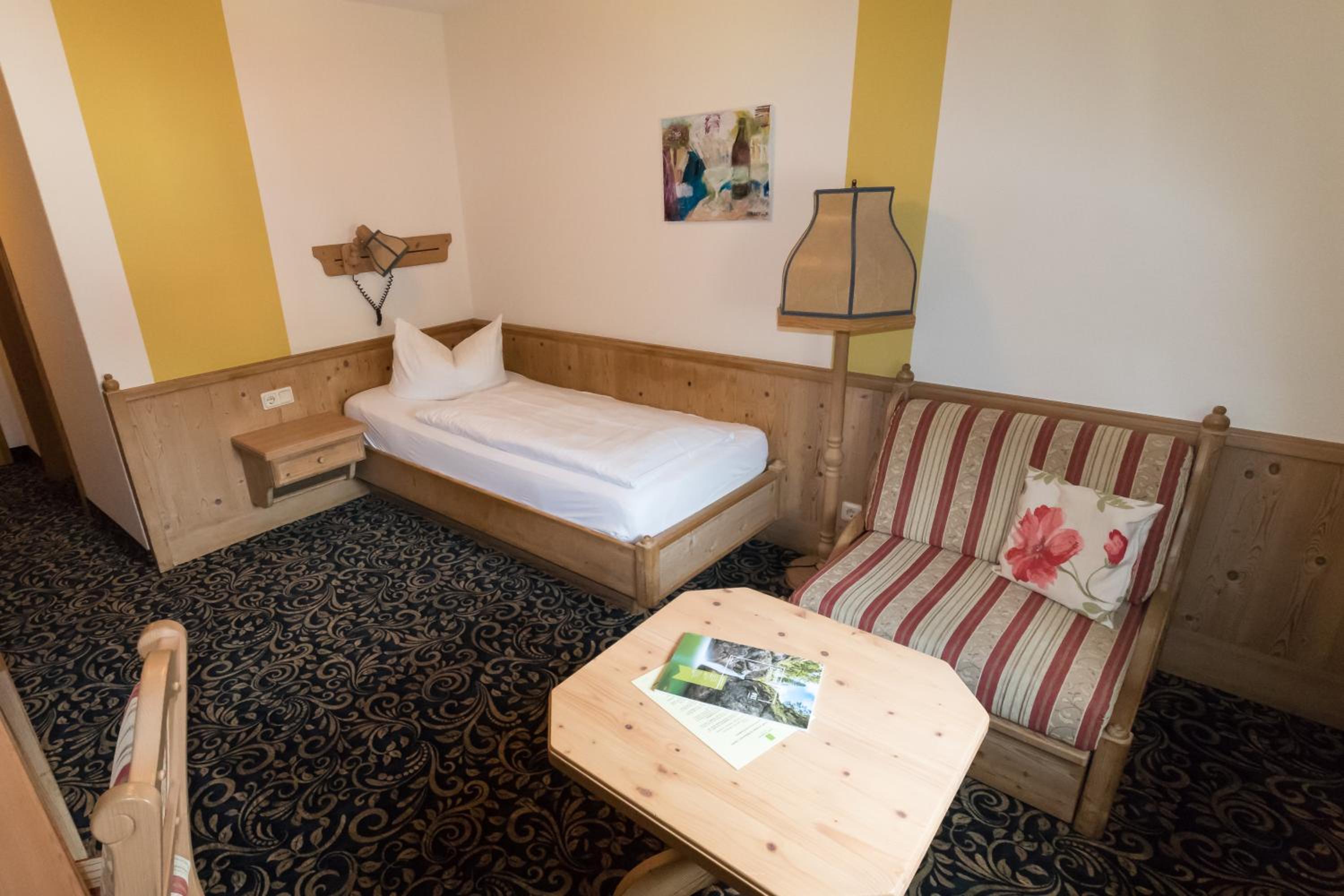 Deluxe Single Room