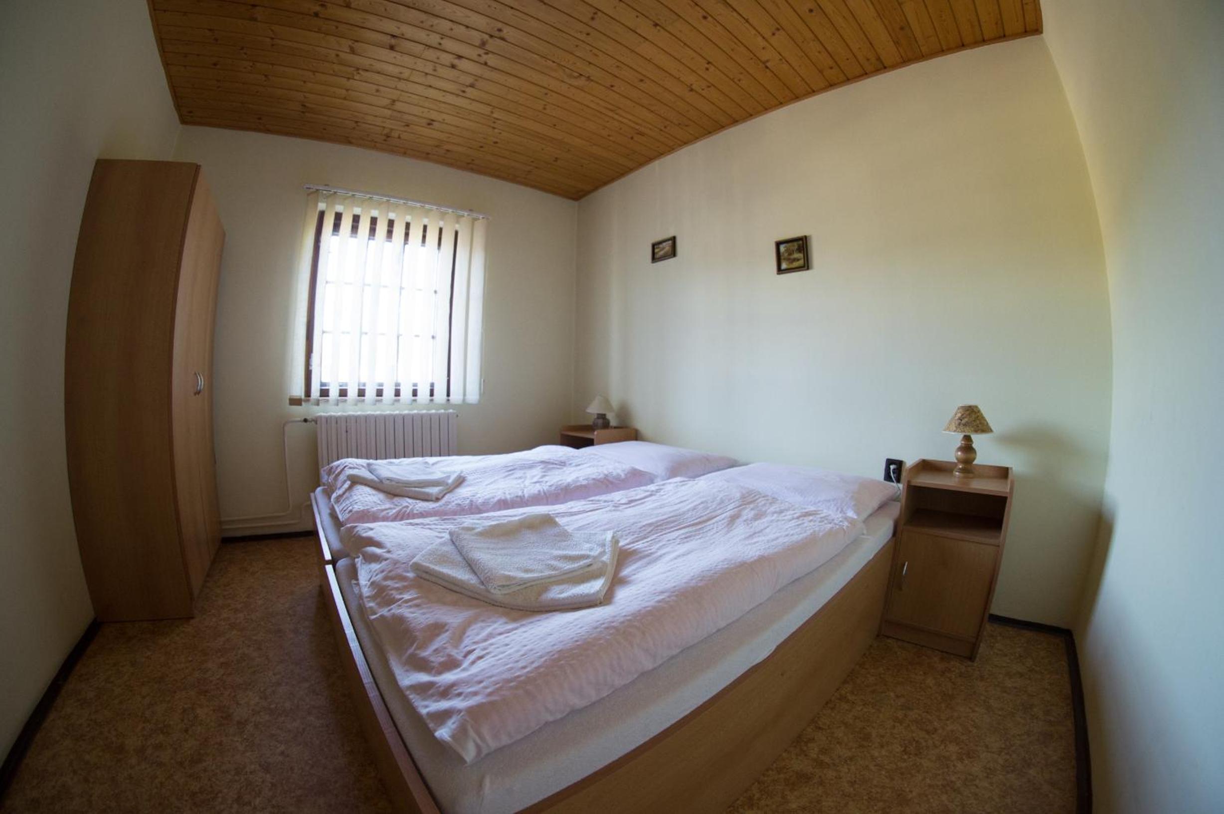 Apartment with Balcony - Photo 62