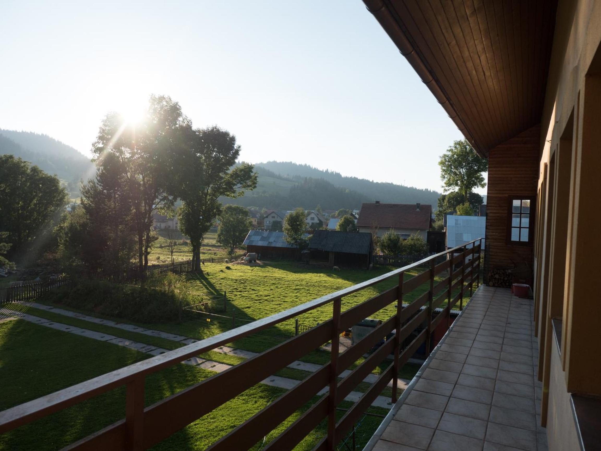 Apartment with Balcony - Photo 18