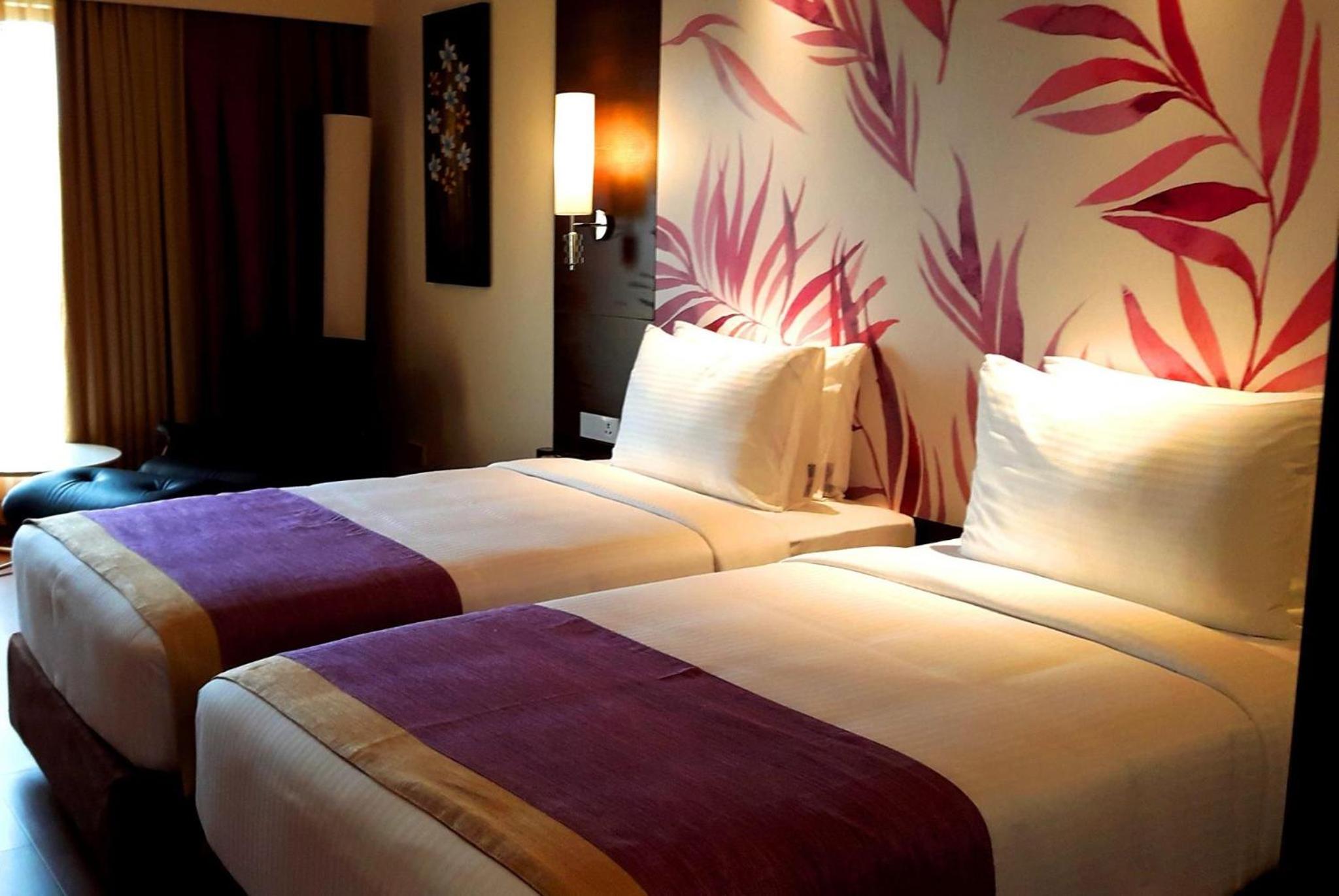 Panaroma room