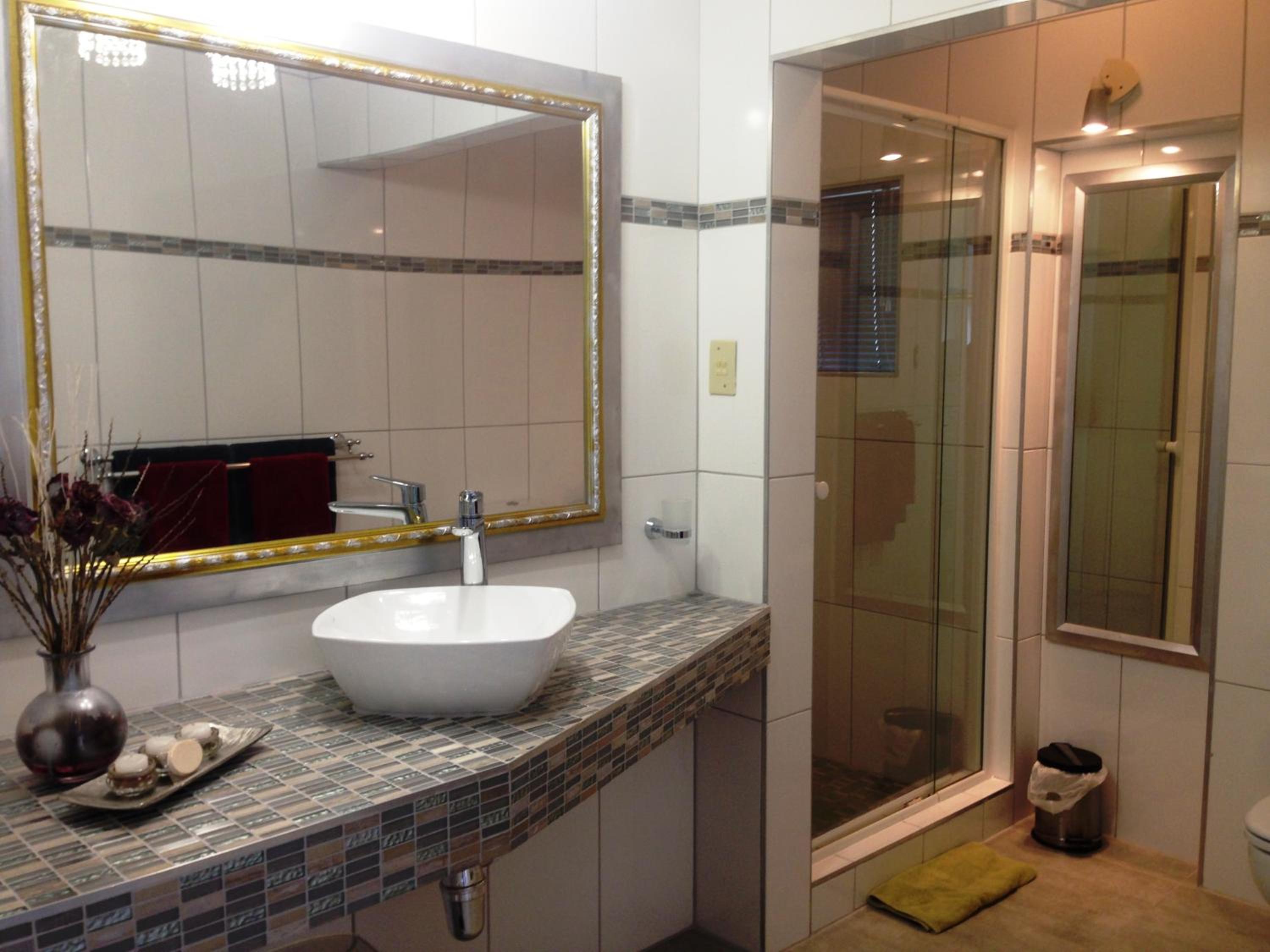 Twin Room - Photo 1