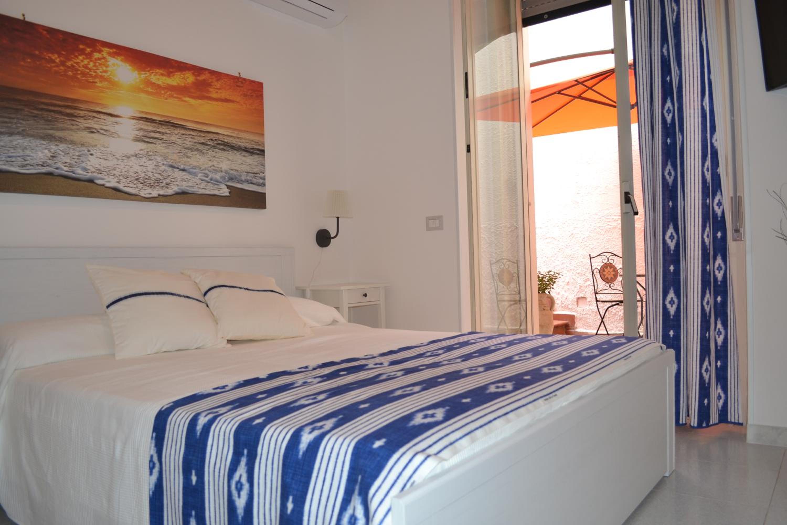 Double Room with Garden View photo 2