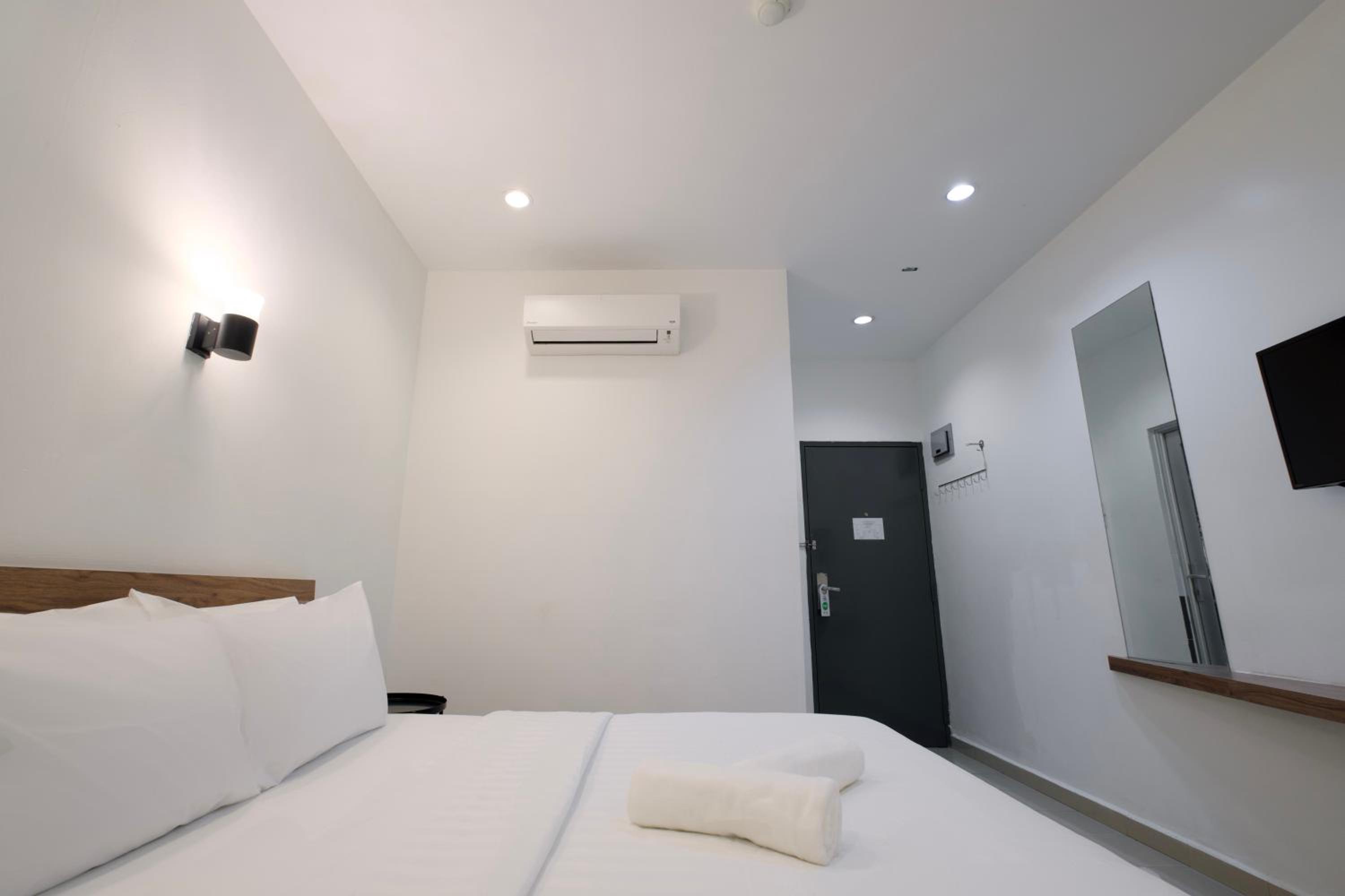 Standard Double Room photo 3