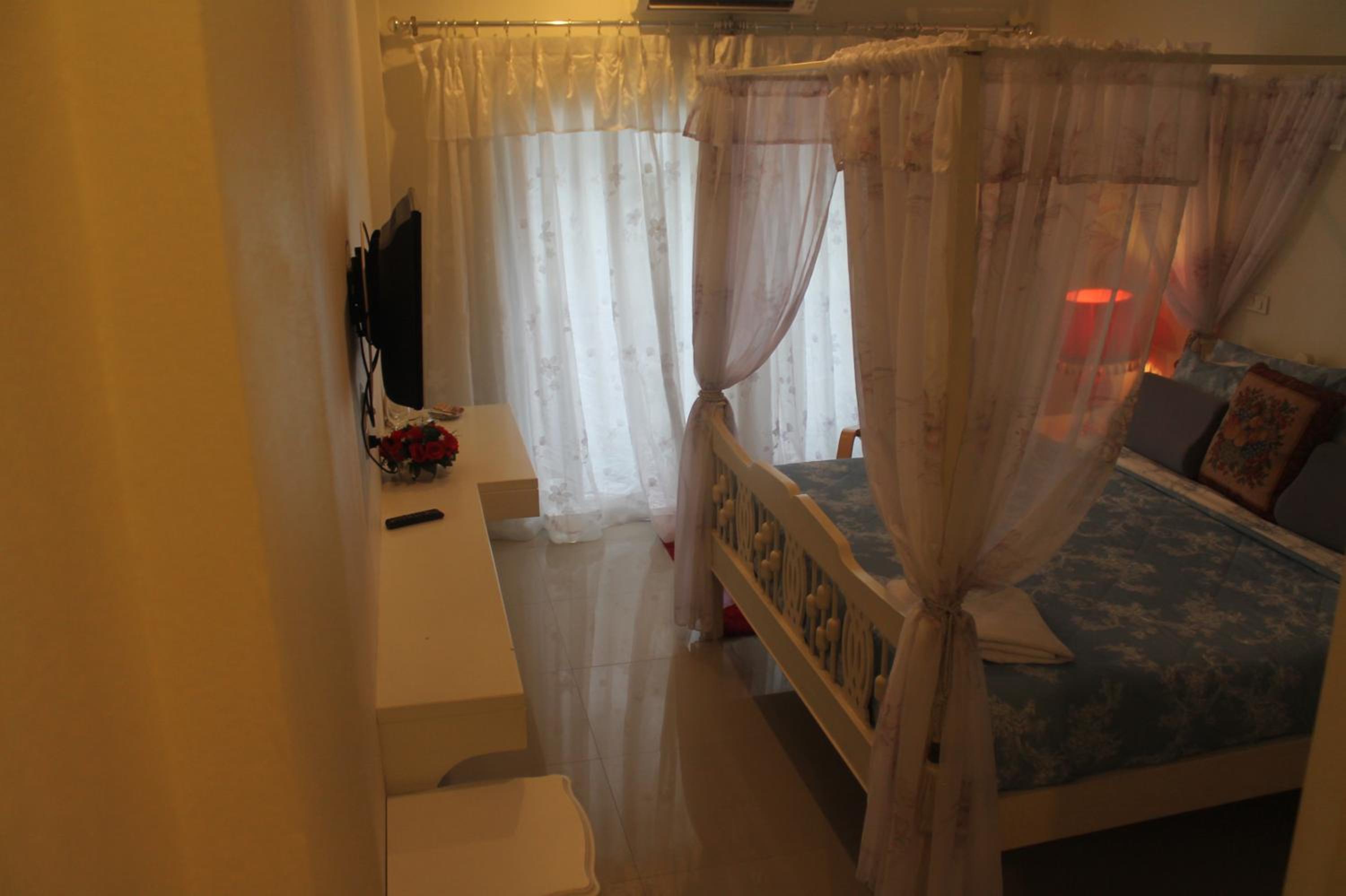 Deluxe Double Room with Balcony photo 3