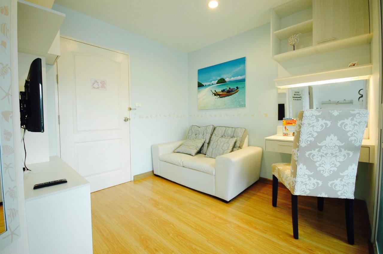 One-Bedroom Apartment photo 3