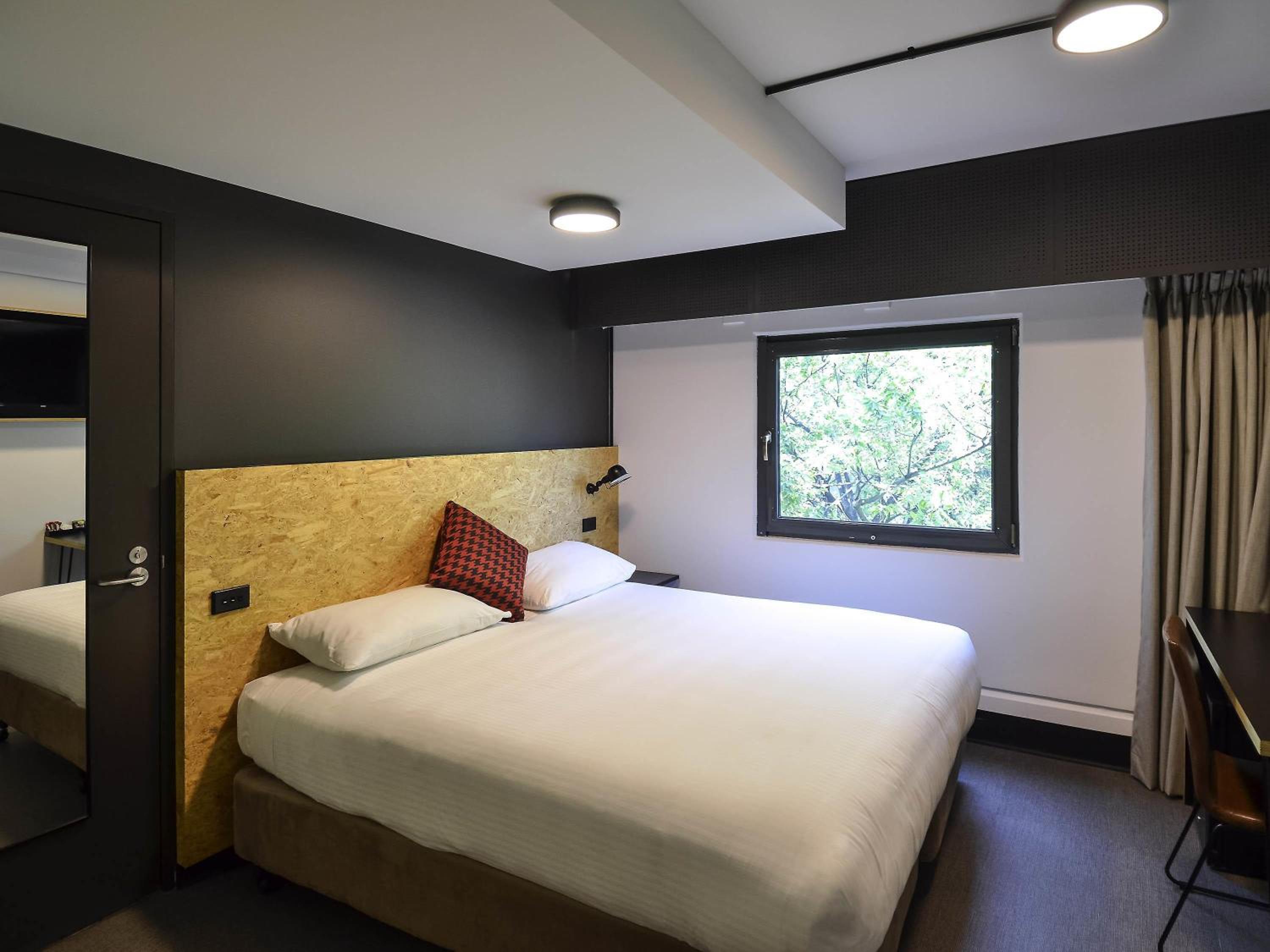 Standard Queen Room - Photo 3