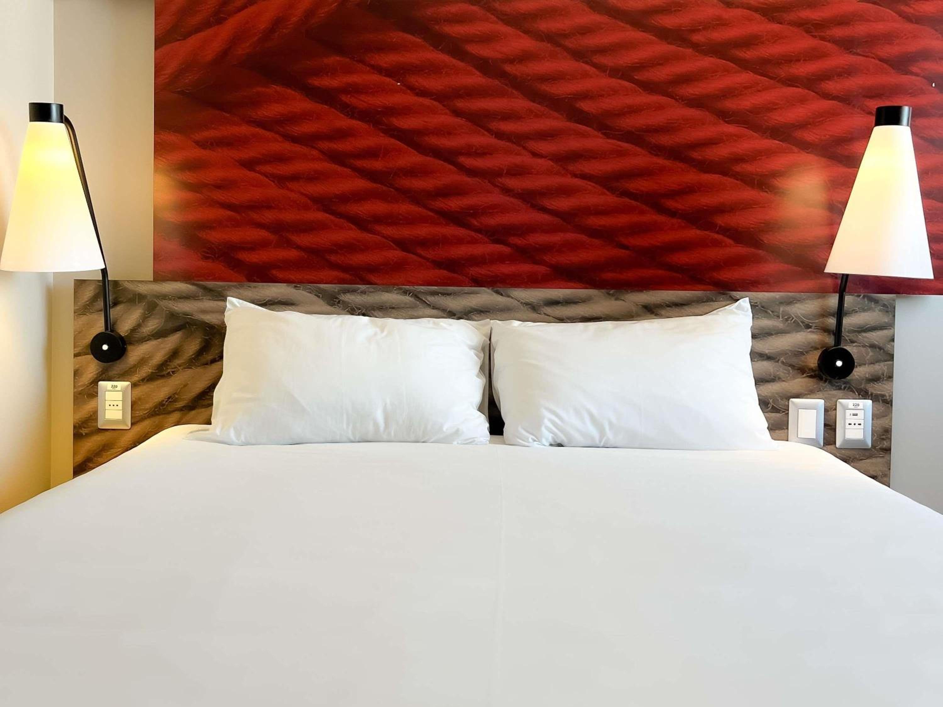 Standard Room - Mobility Accessible photo 1