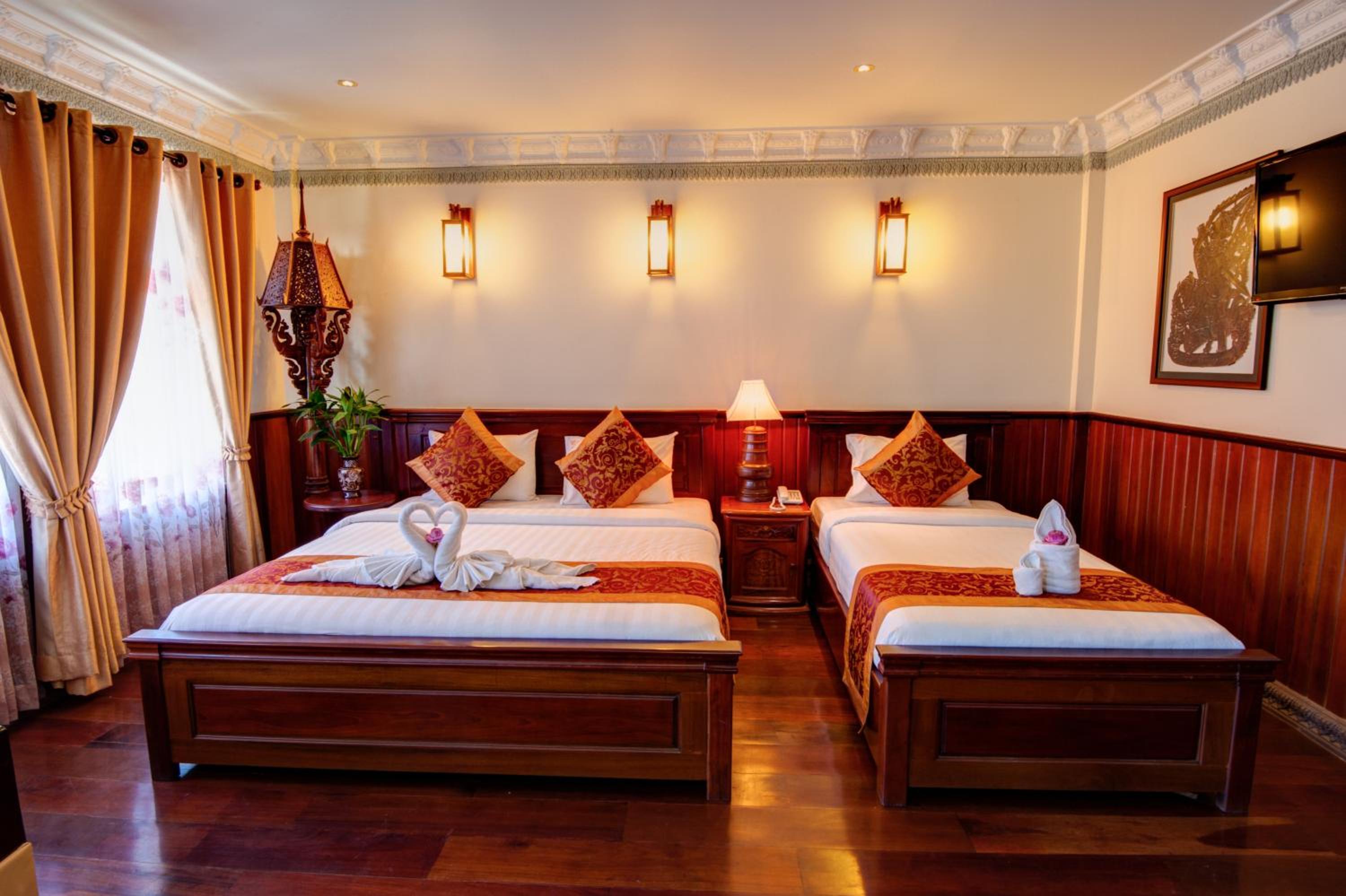 Premier Twin Room - Photo 4