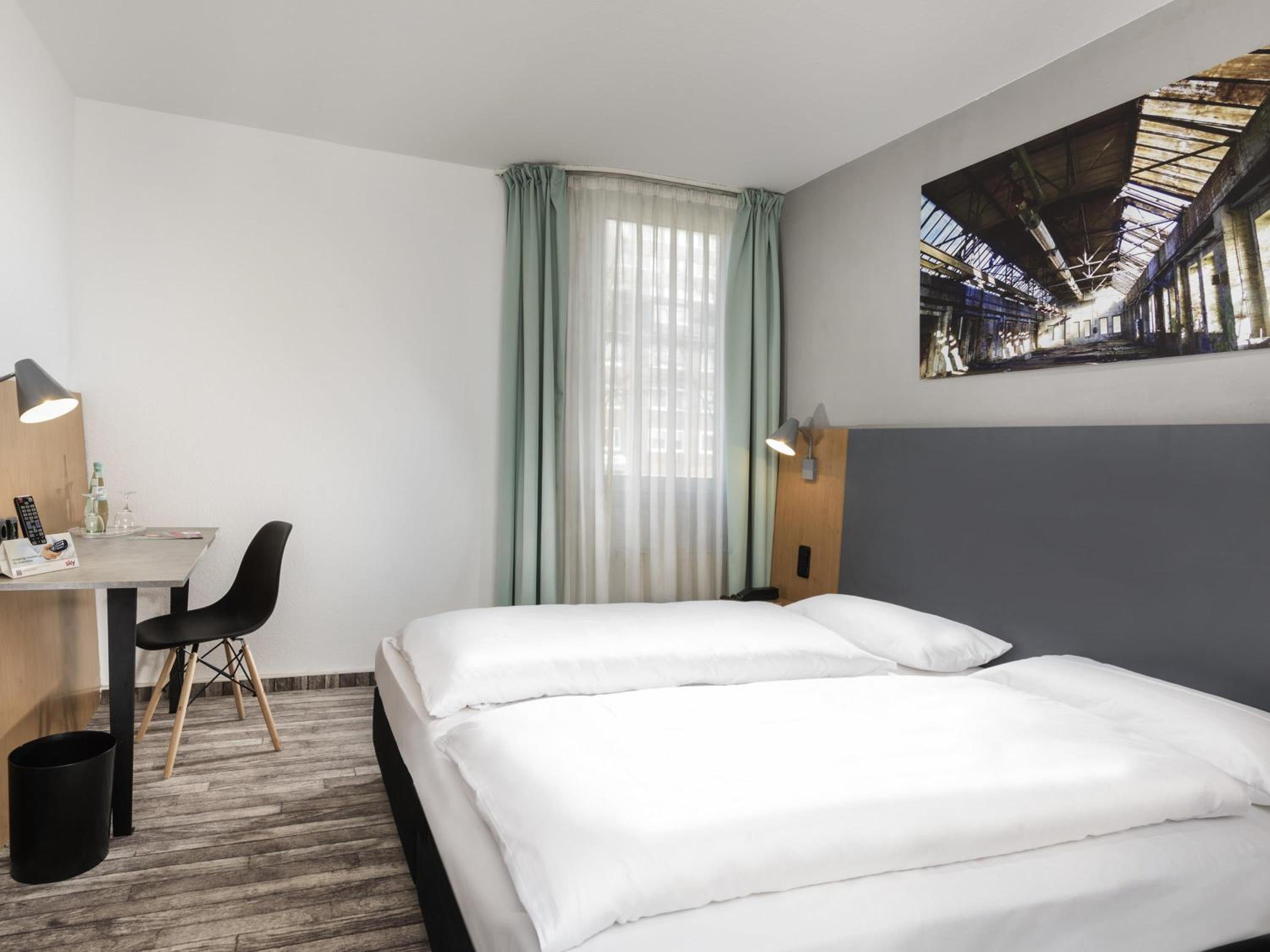 Superior Double Room - Courtyard View photo 1
