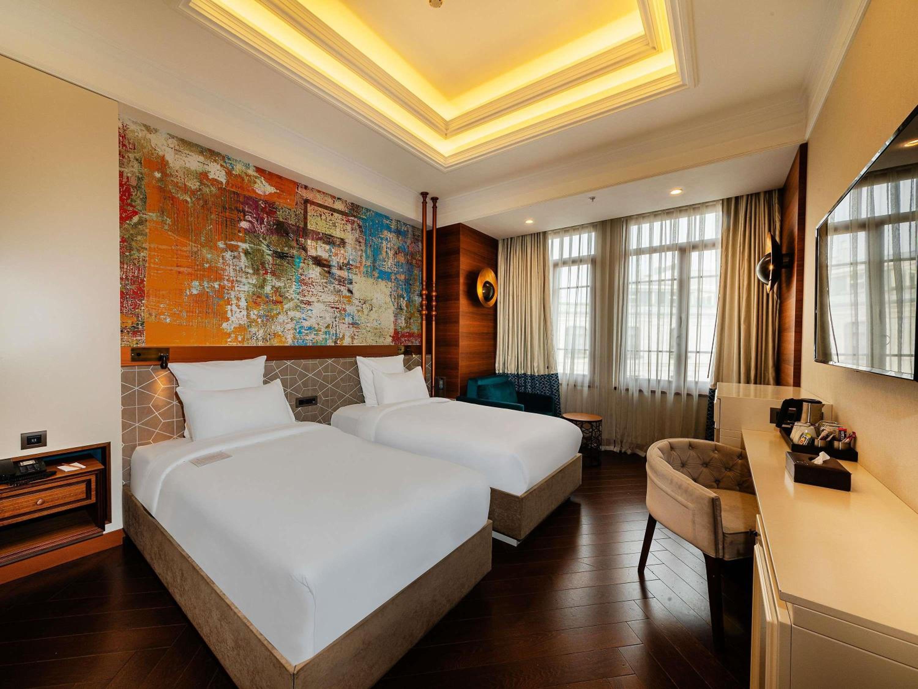 Deluxe Twin Room with Sofa bed
