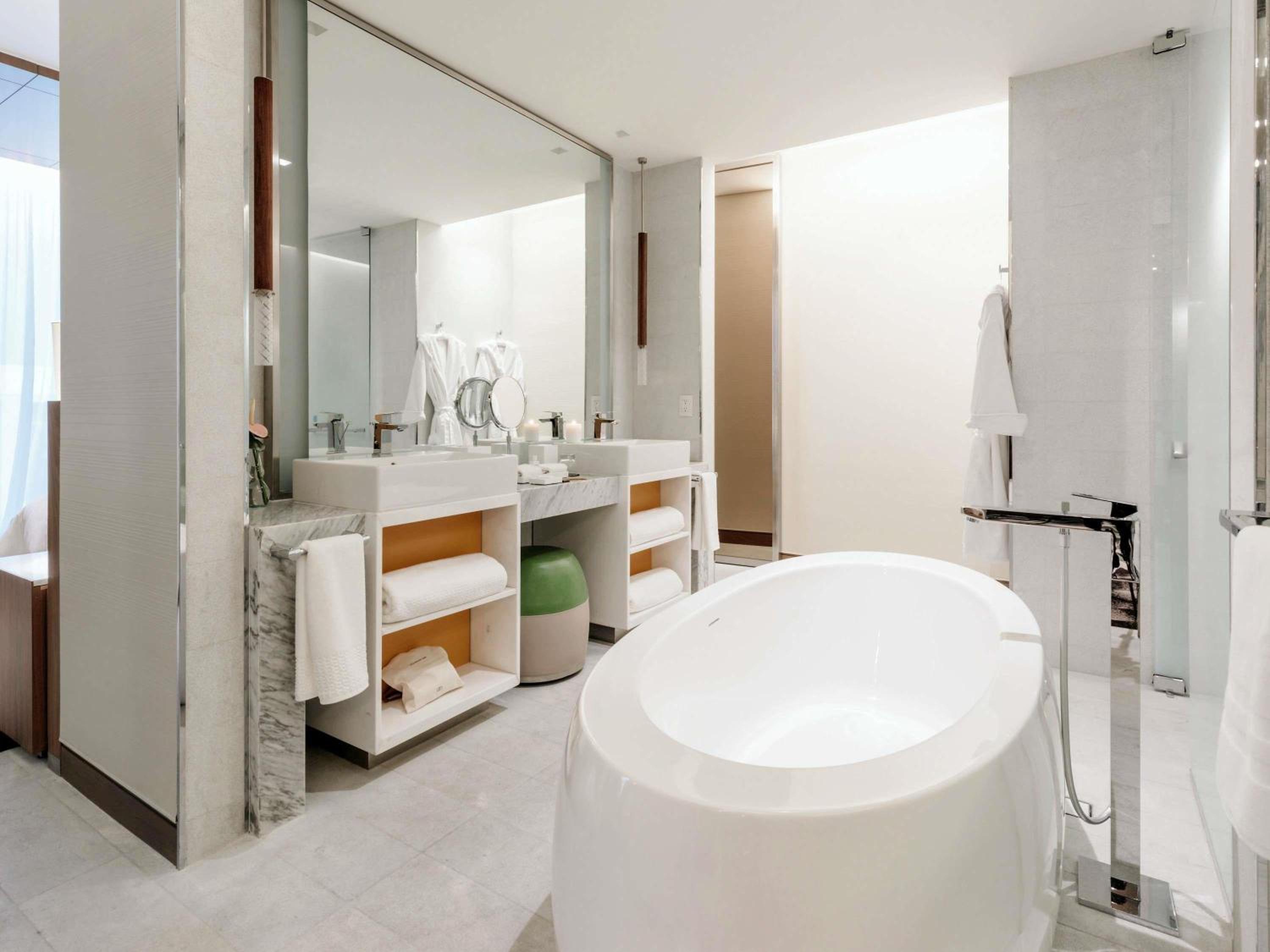 Prestige Suite with Terrace thumbnail 6