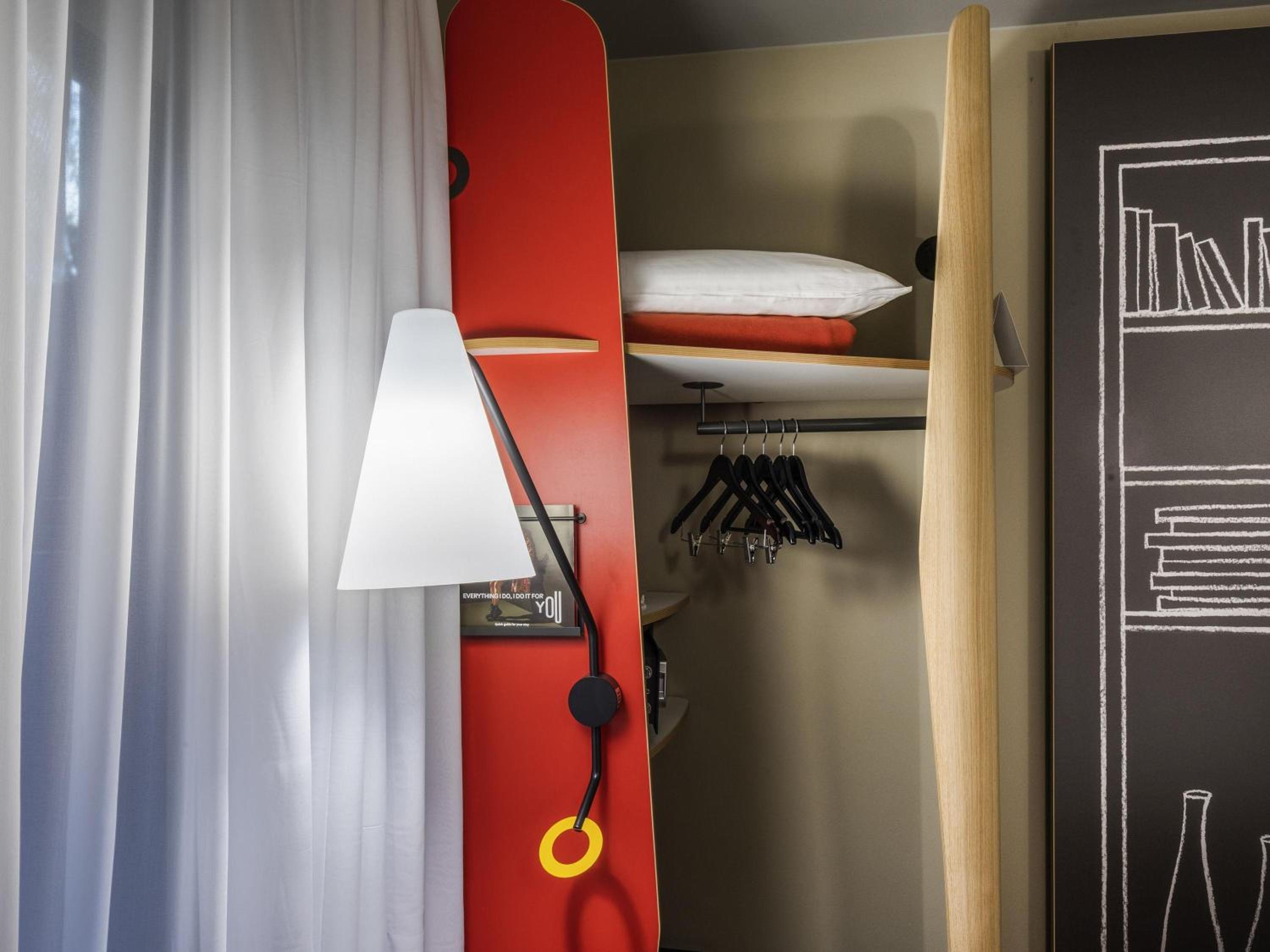 Superior Double Room with King Bed photo 1