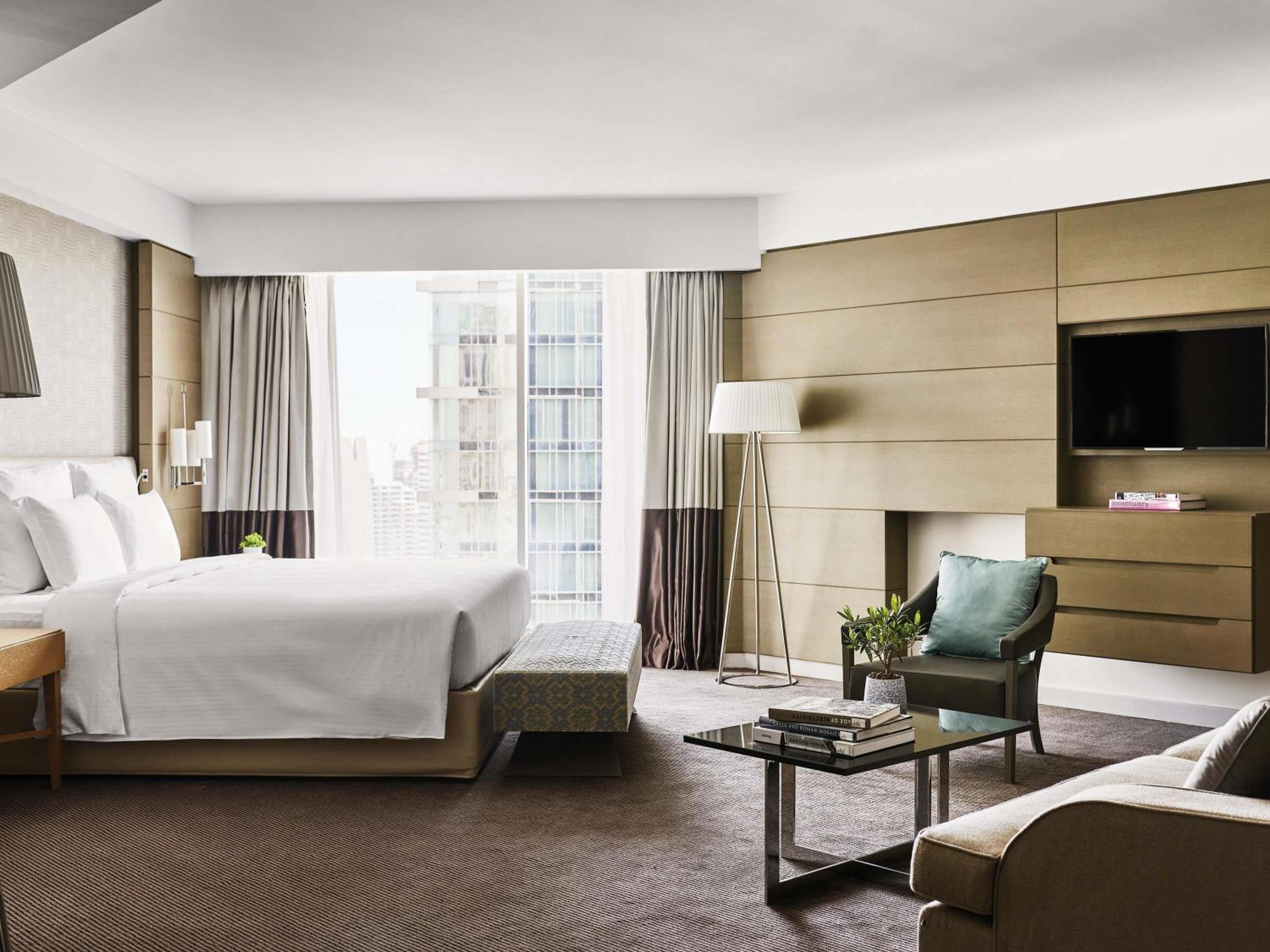 Two-Bedroom King Exclusive Suite with Lounge Access