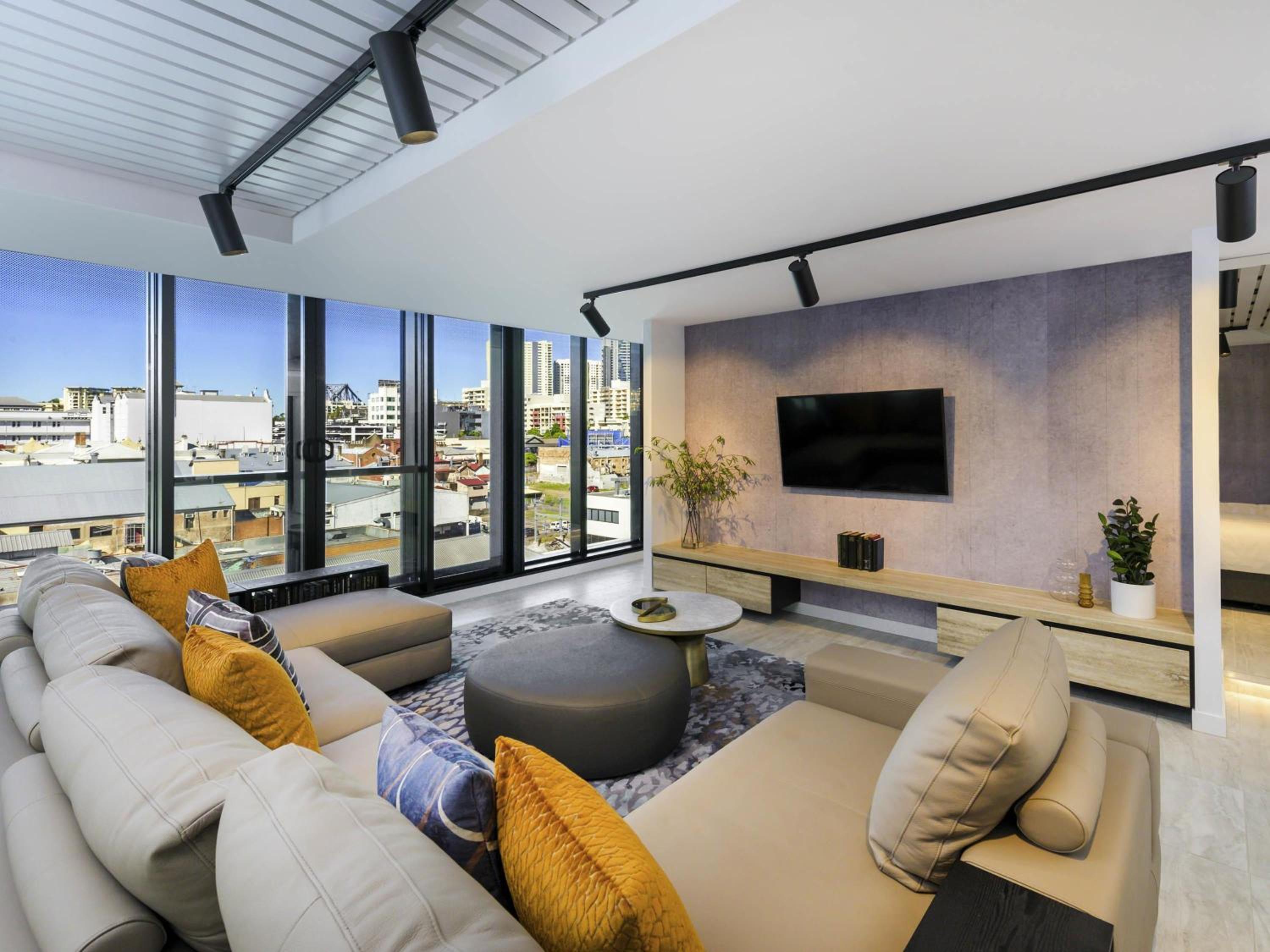 Fortitude Suite photo 2