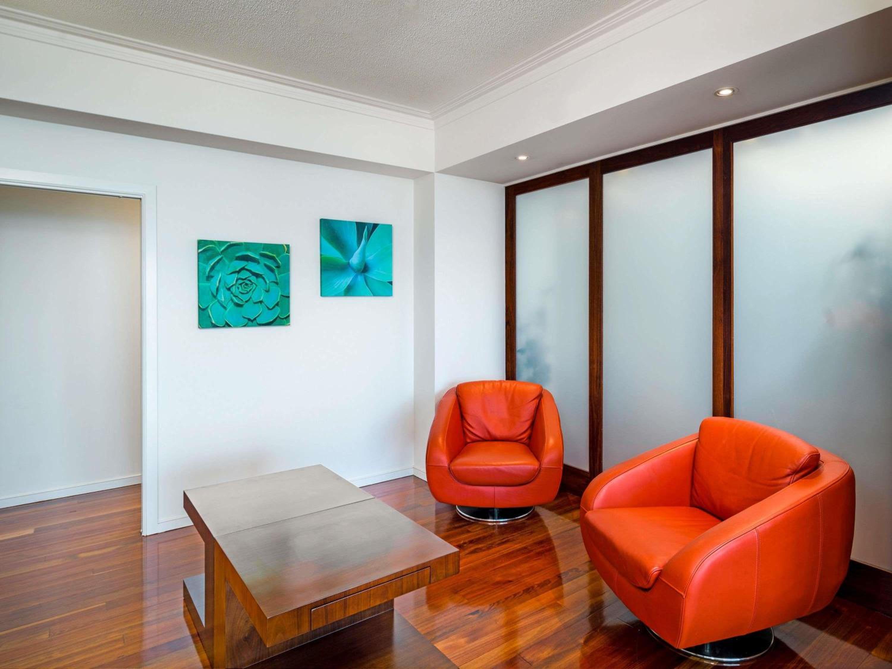 Three-Bedroom Superior Sub Penthouse thumbnail 6