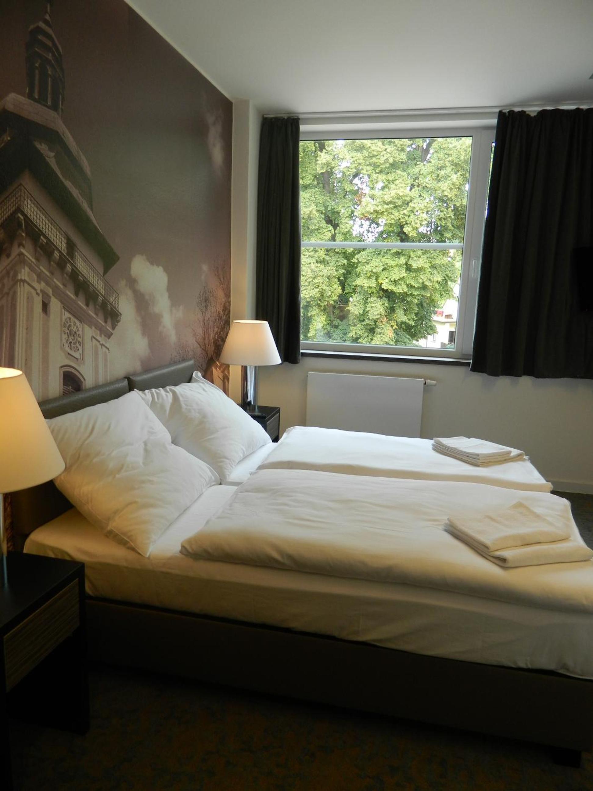 Superior Double or Twin Room photo 2