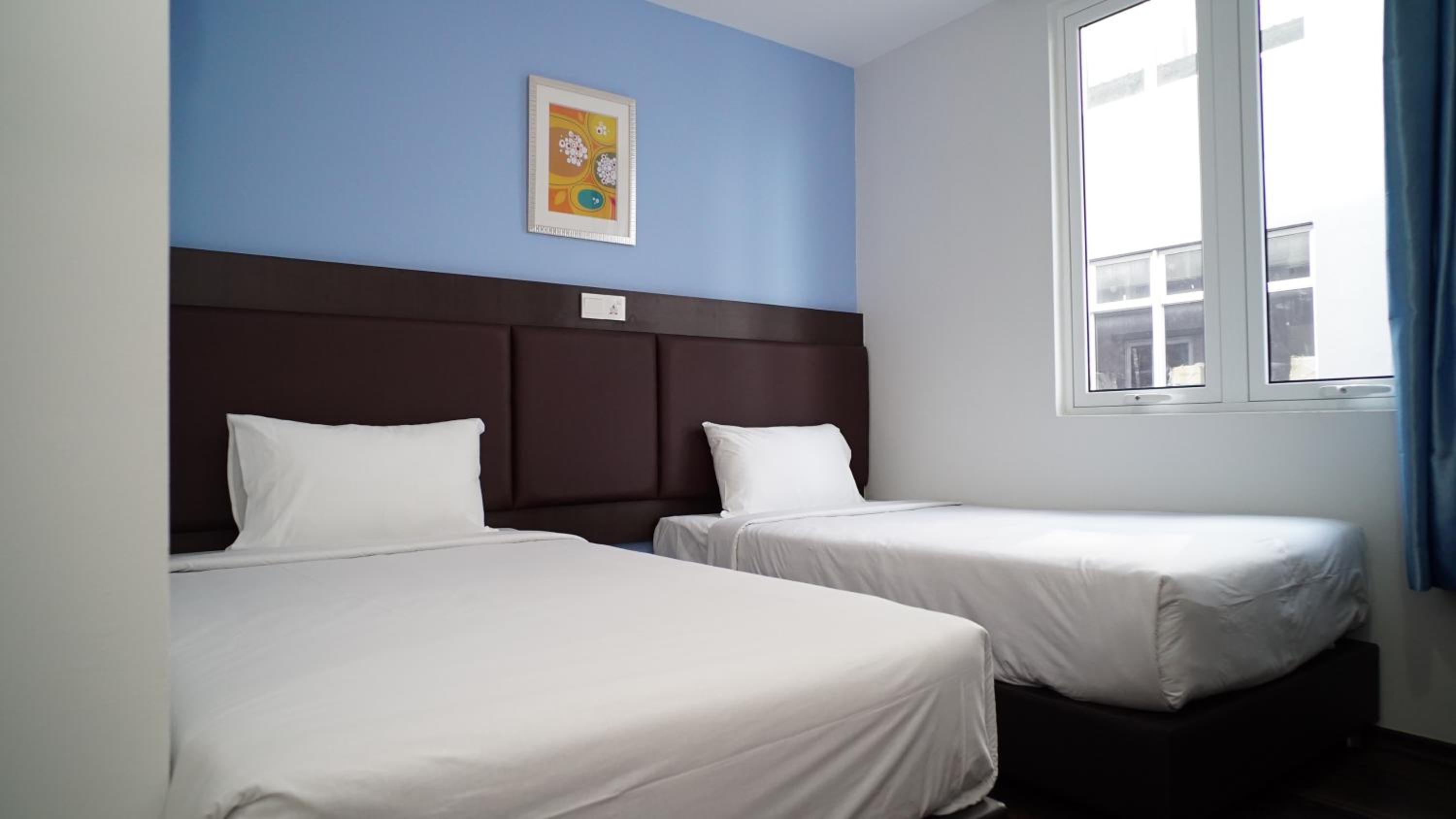Twin Room with Window photo 3