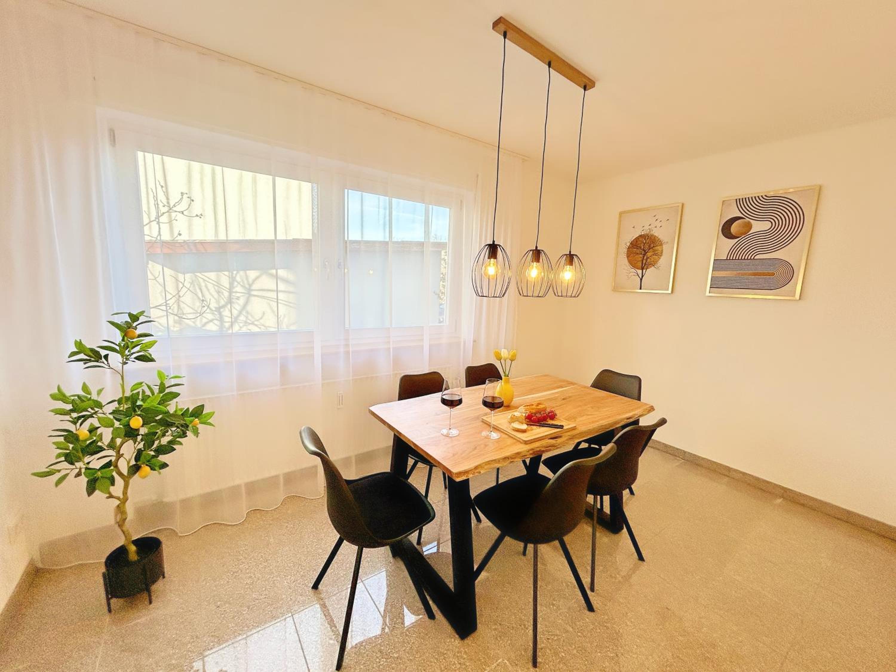 Two-Bedroom Apartment with Terrace photo 2