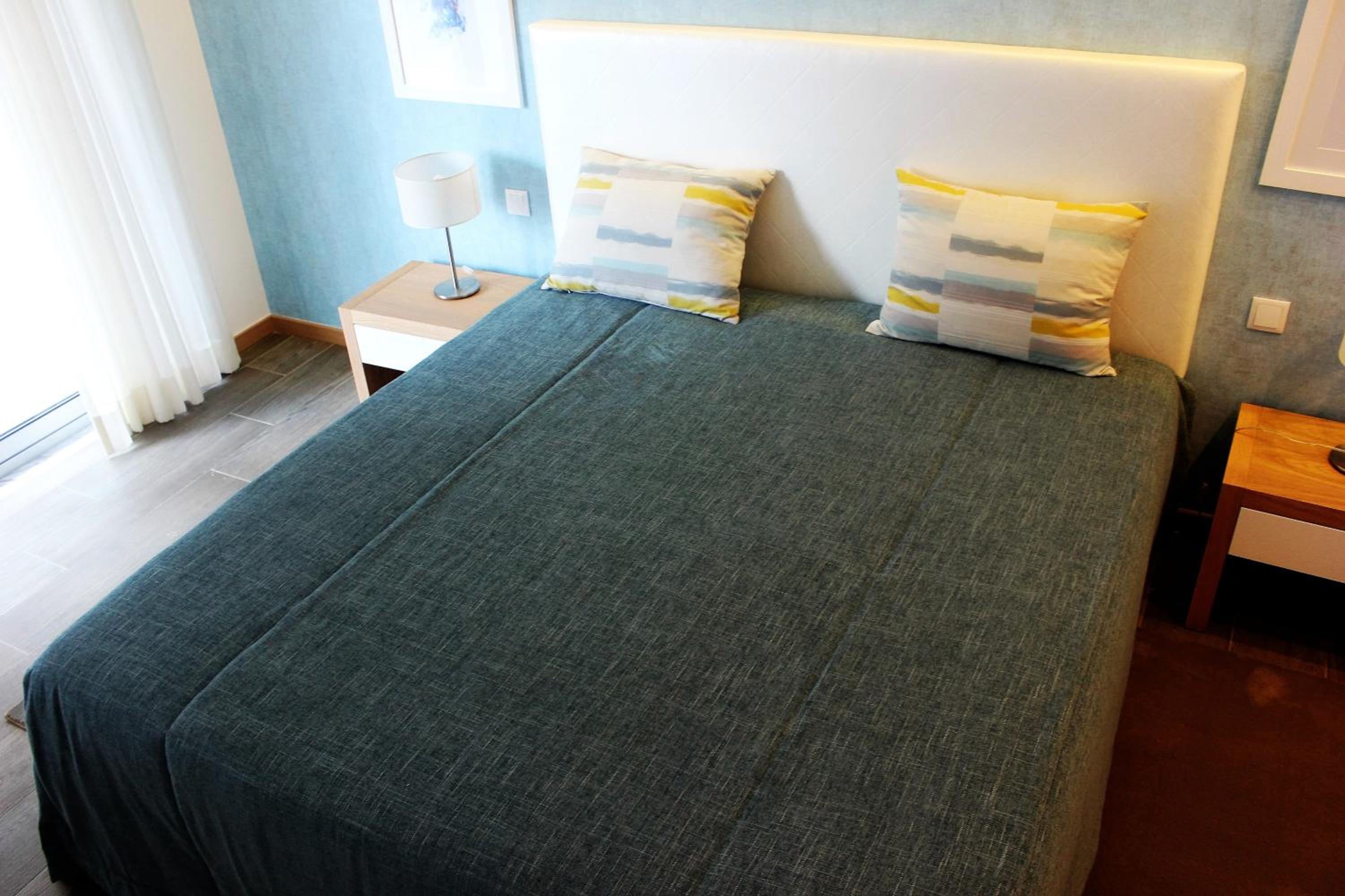 One-Bedroom Apartment - Photo 12