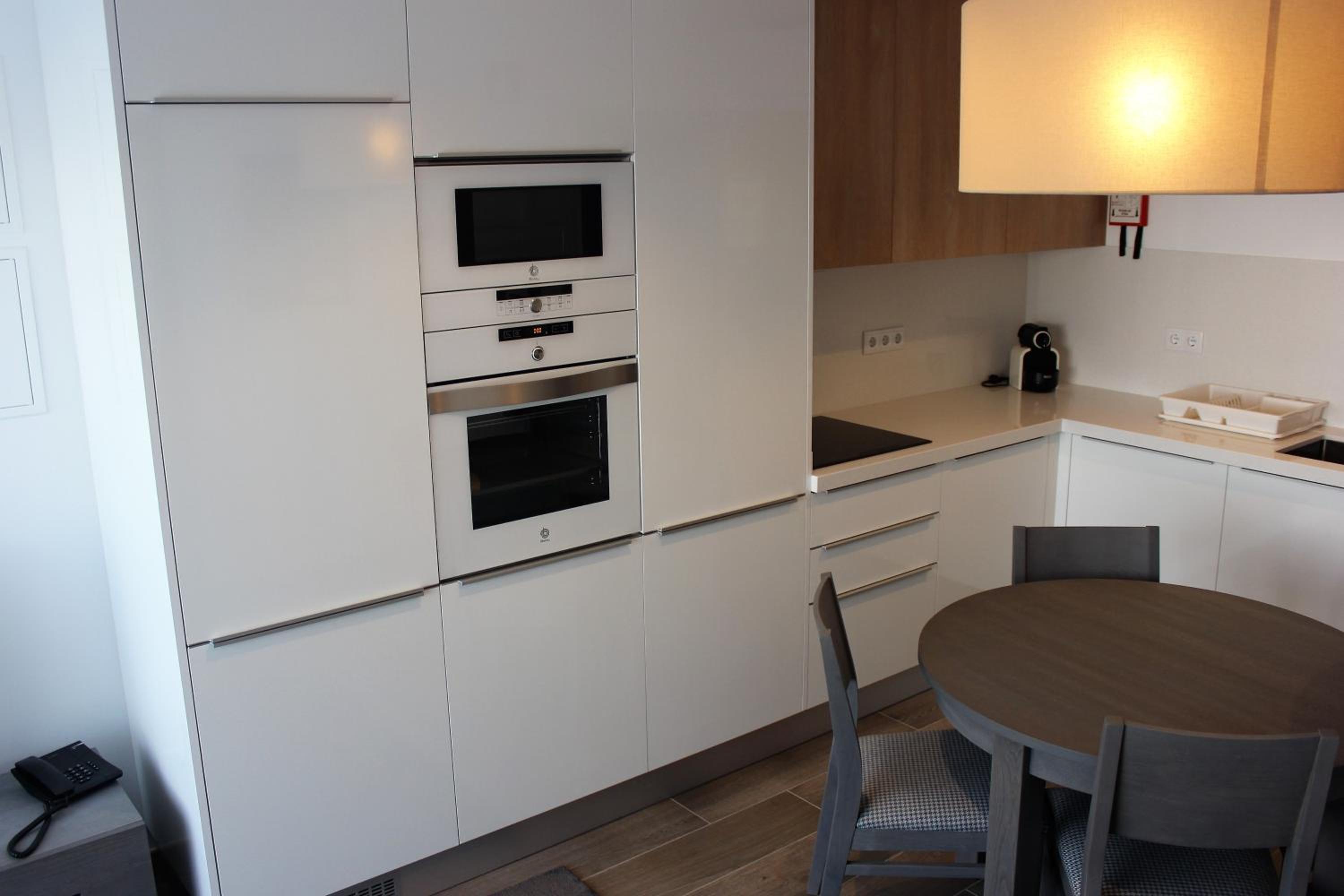 One-Bedroom Apartment - Photo 13