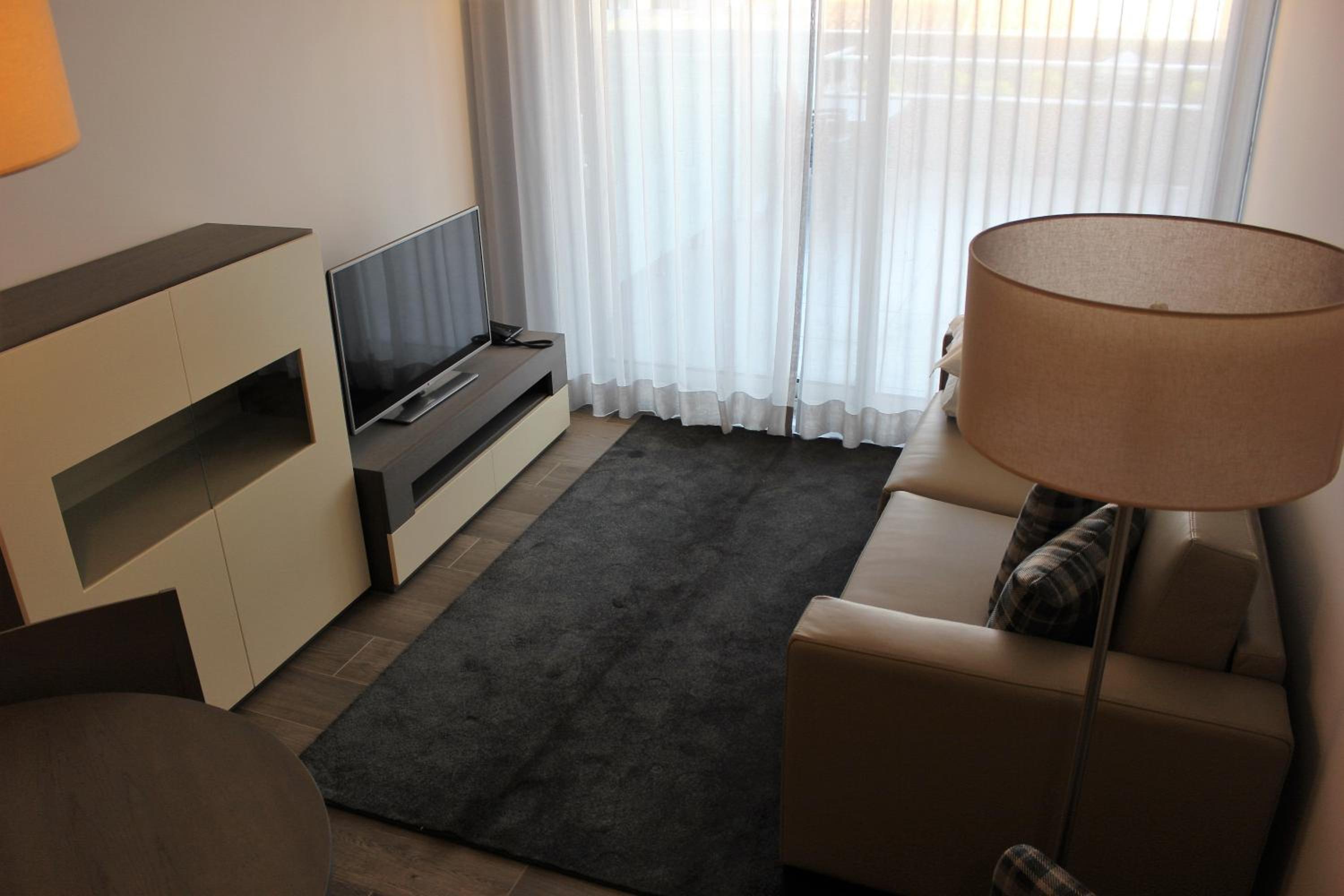 One-Bedroom Apartment - Photo 17