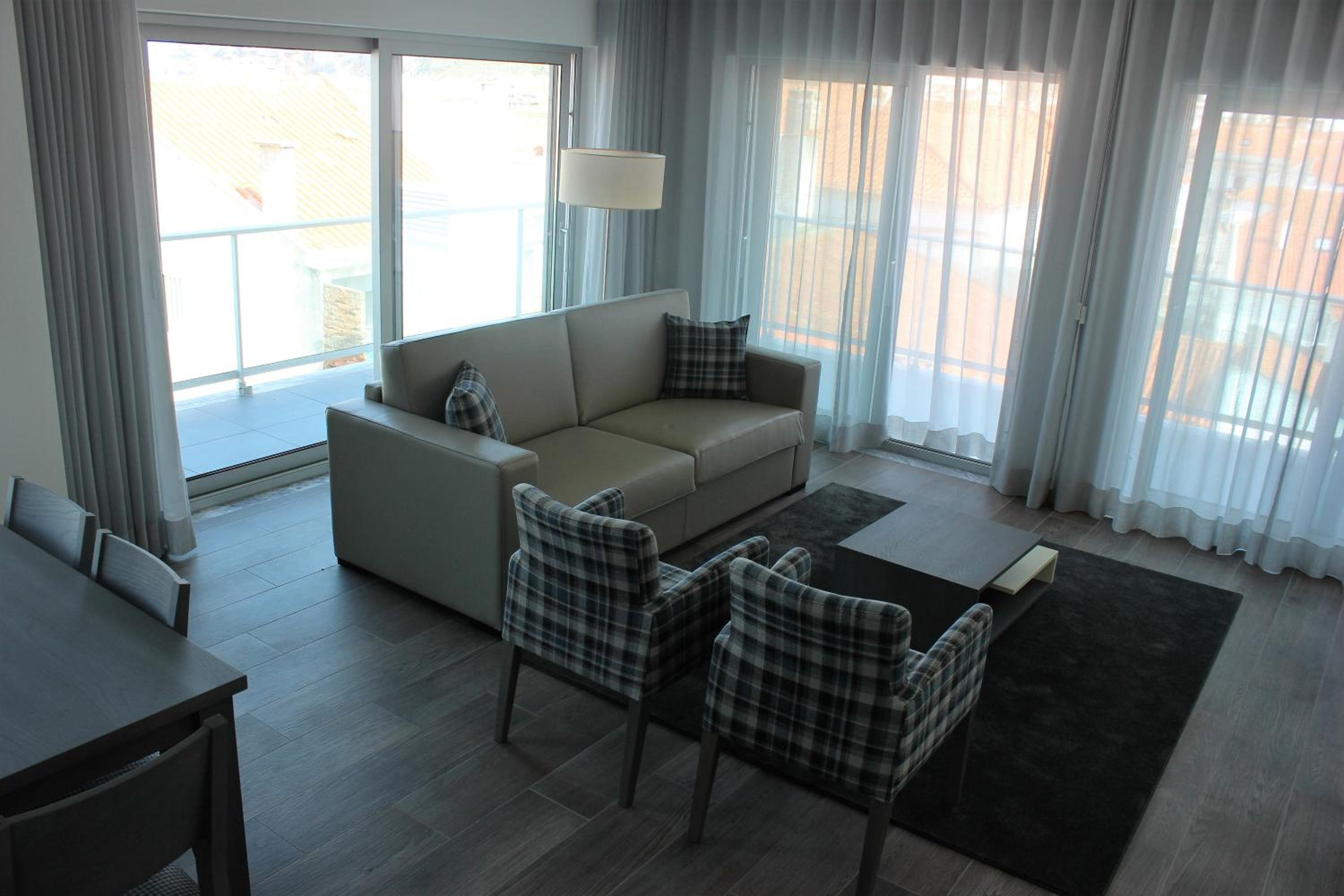 Three-Bedroom Apartment - Photo 19