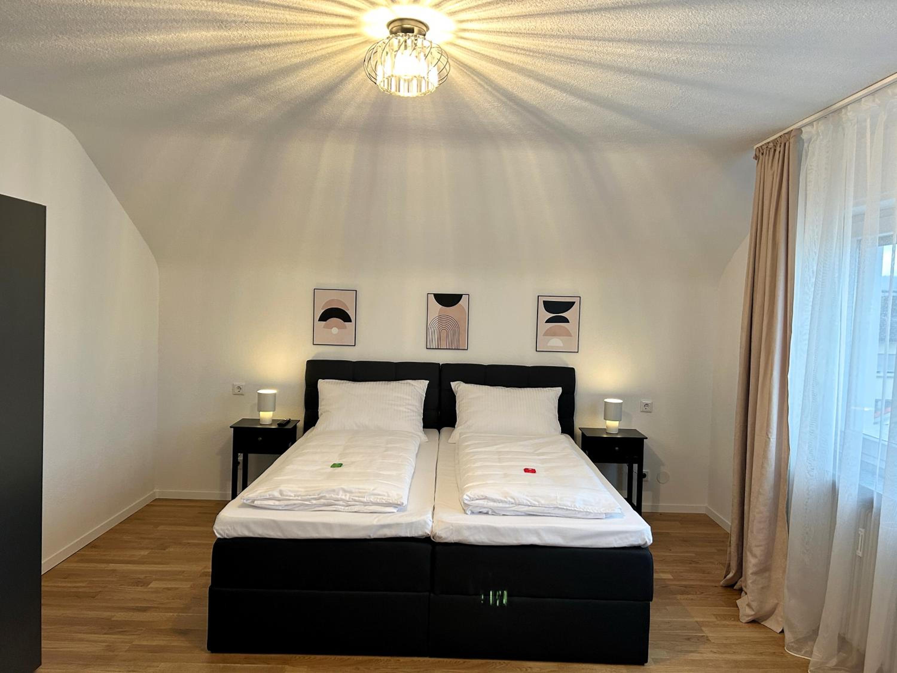 Two-Bedroom Apartment with View photo 2